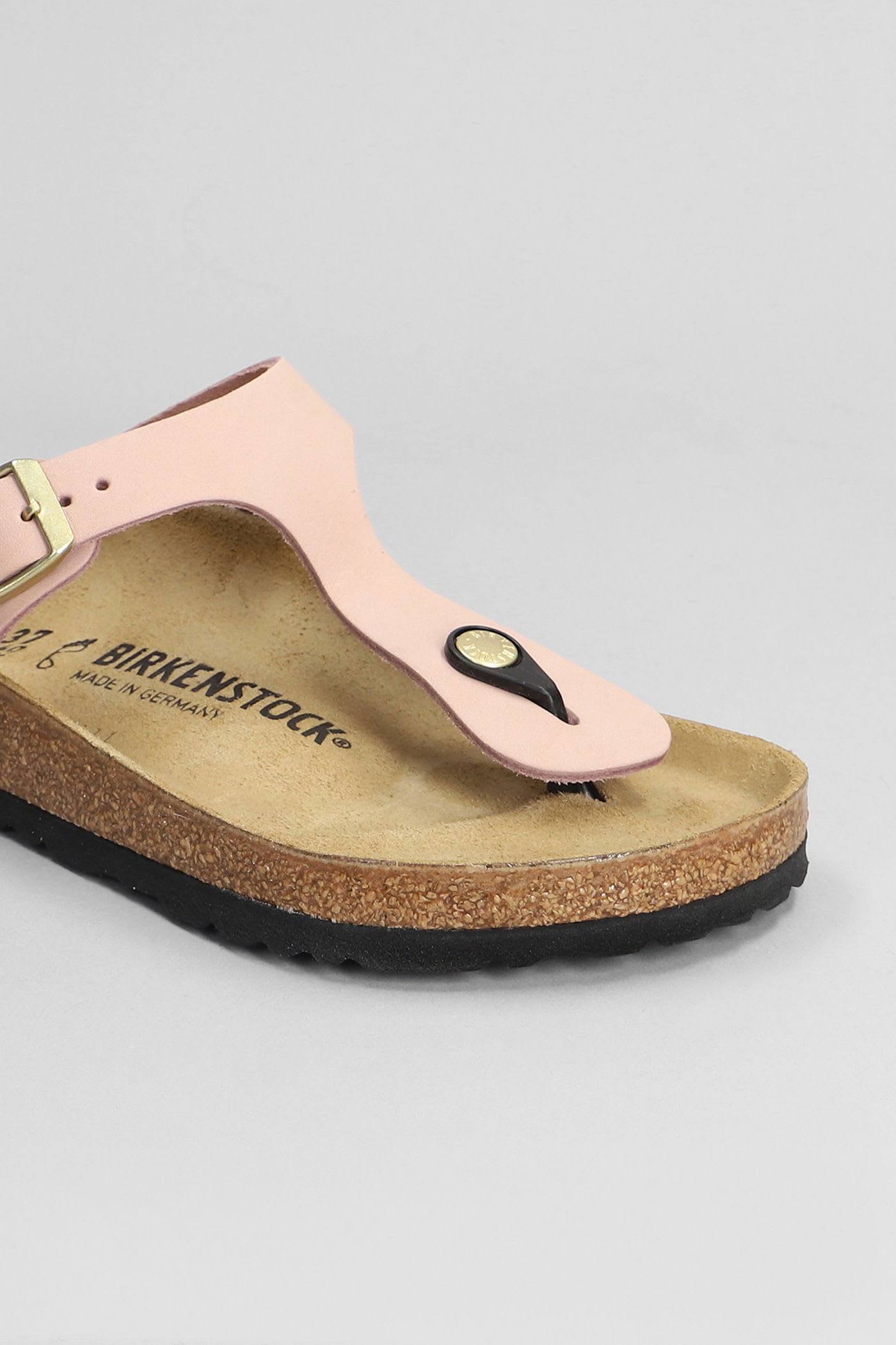 Birkenstock Gizeh Flats In Rose-pink Nubuck In Pink