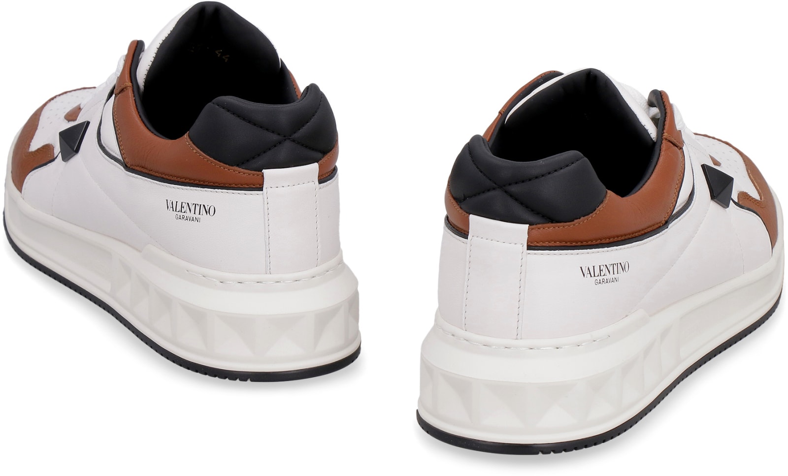Valentino Roman Stud Low-top Sneakers In White