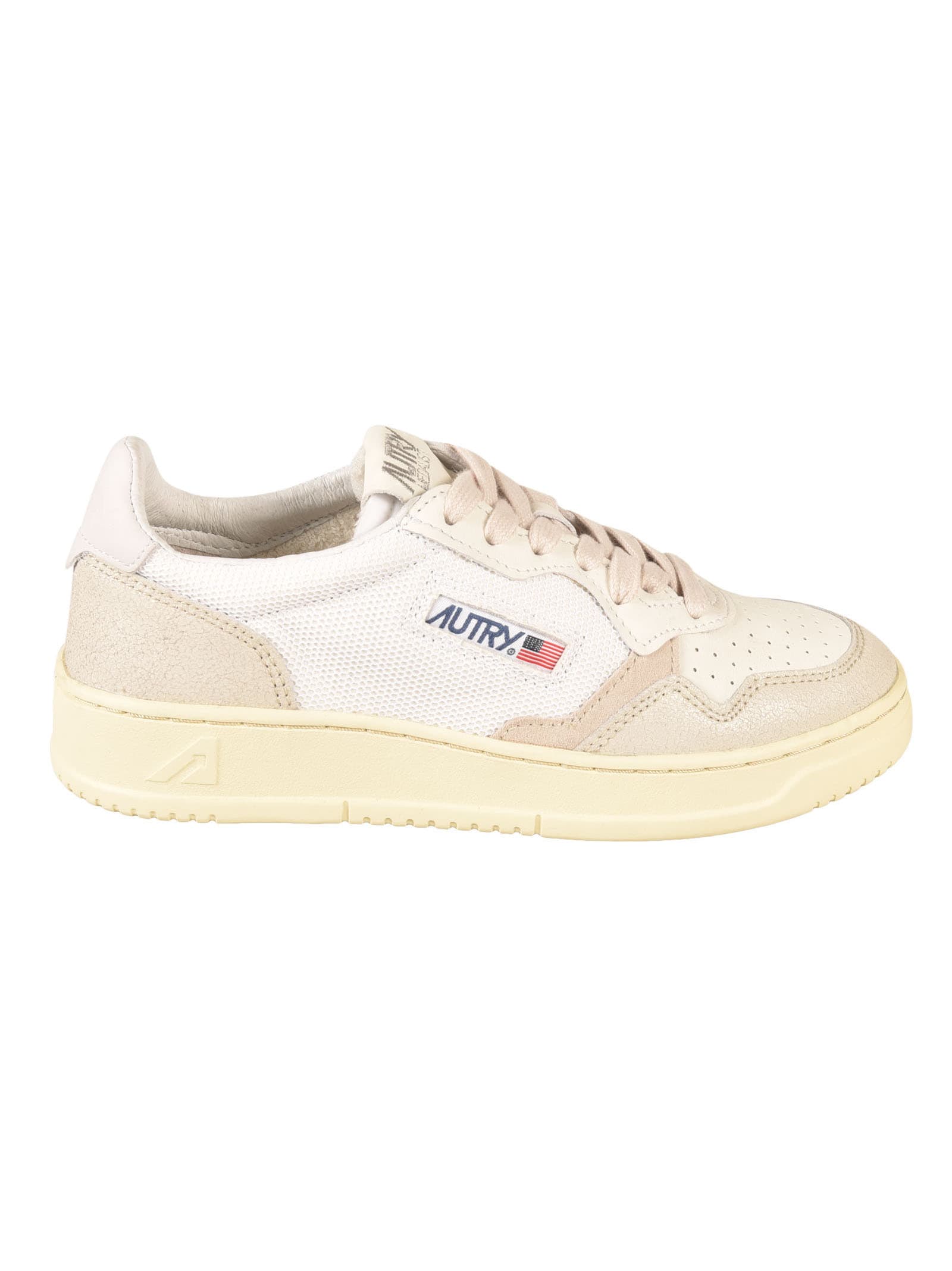 Autry Medalist Low Sneakers In White