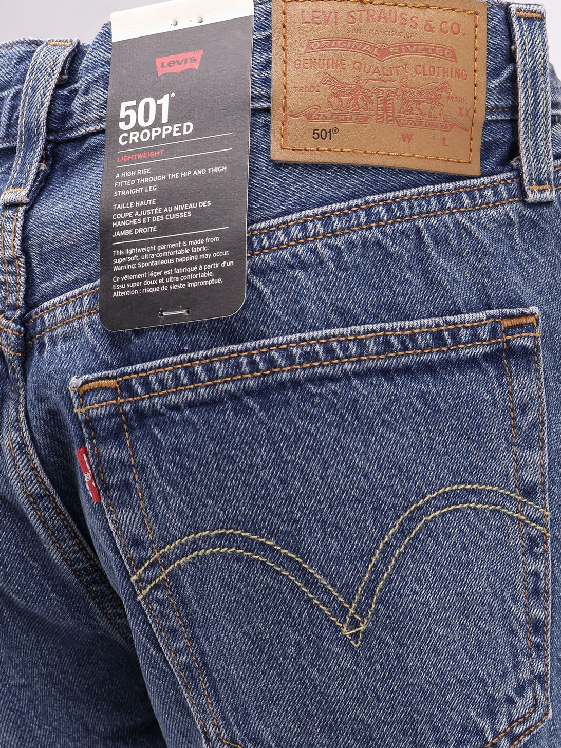 Levi's 501 Cropped Jeans In Blue