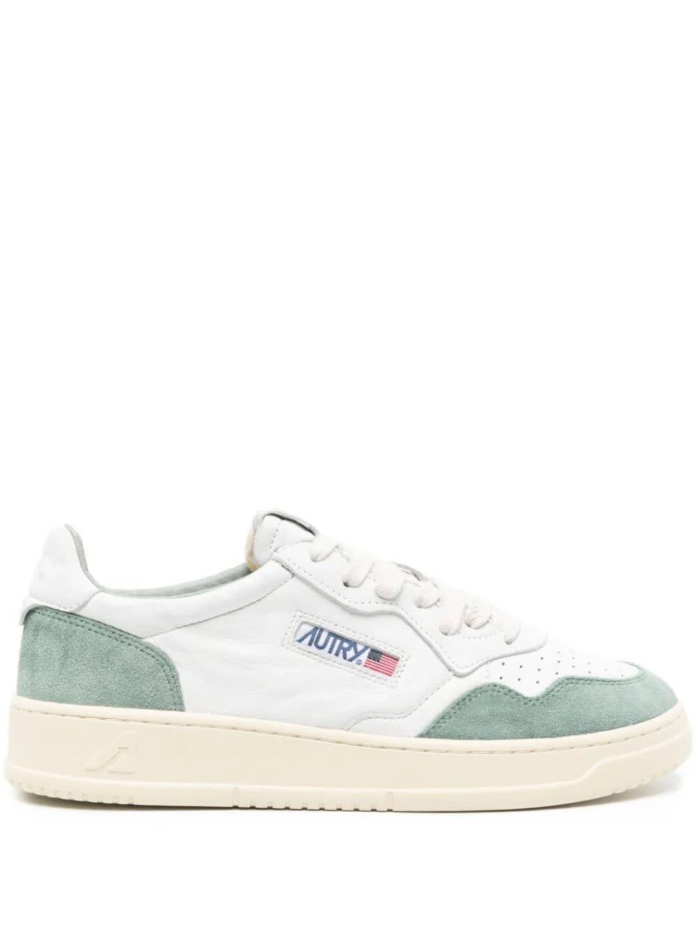 Shop Autry Medalist Low Sneakers In Green Suede And White Leather