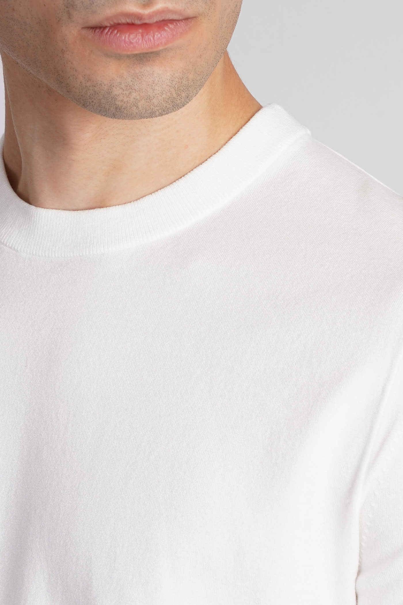 Theory T-shirt In White Viscose In White