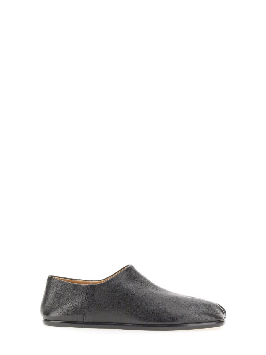 Shop Maison Margiela Tabi Flat Without Laces In Black