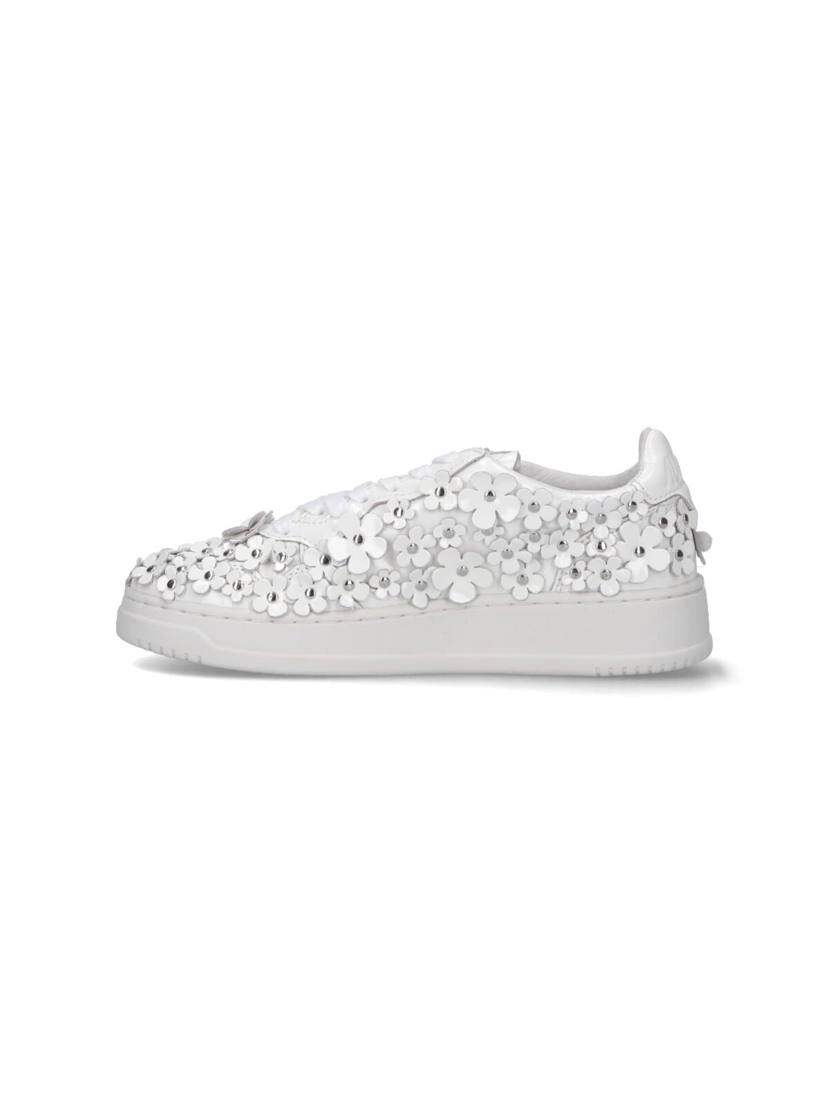 Autry Low-top Sneakers With Clean Silhouette And Rounded Toe In Silver