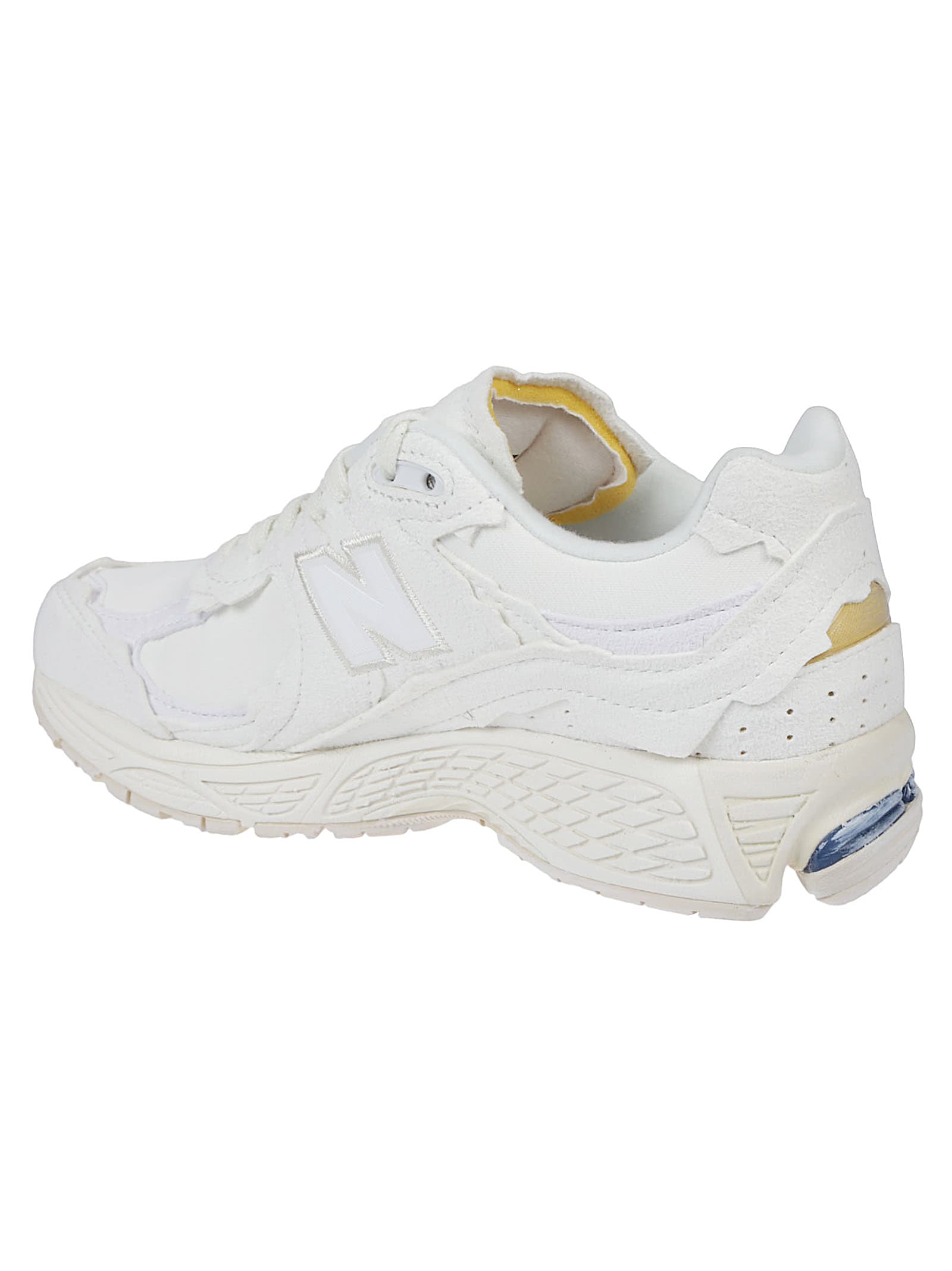 New Balance 2002r Protection Pack Sneakers In White