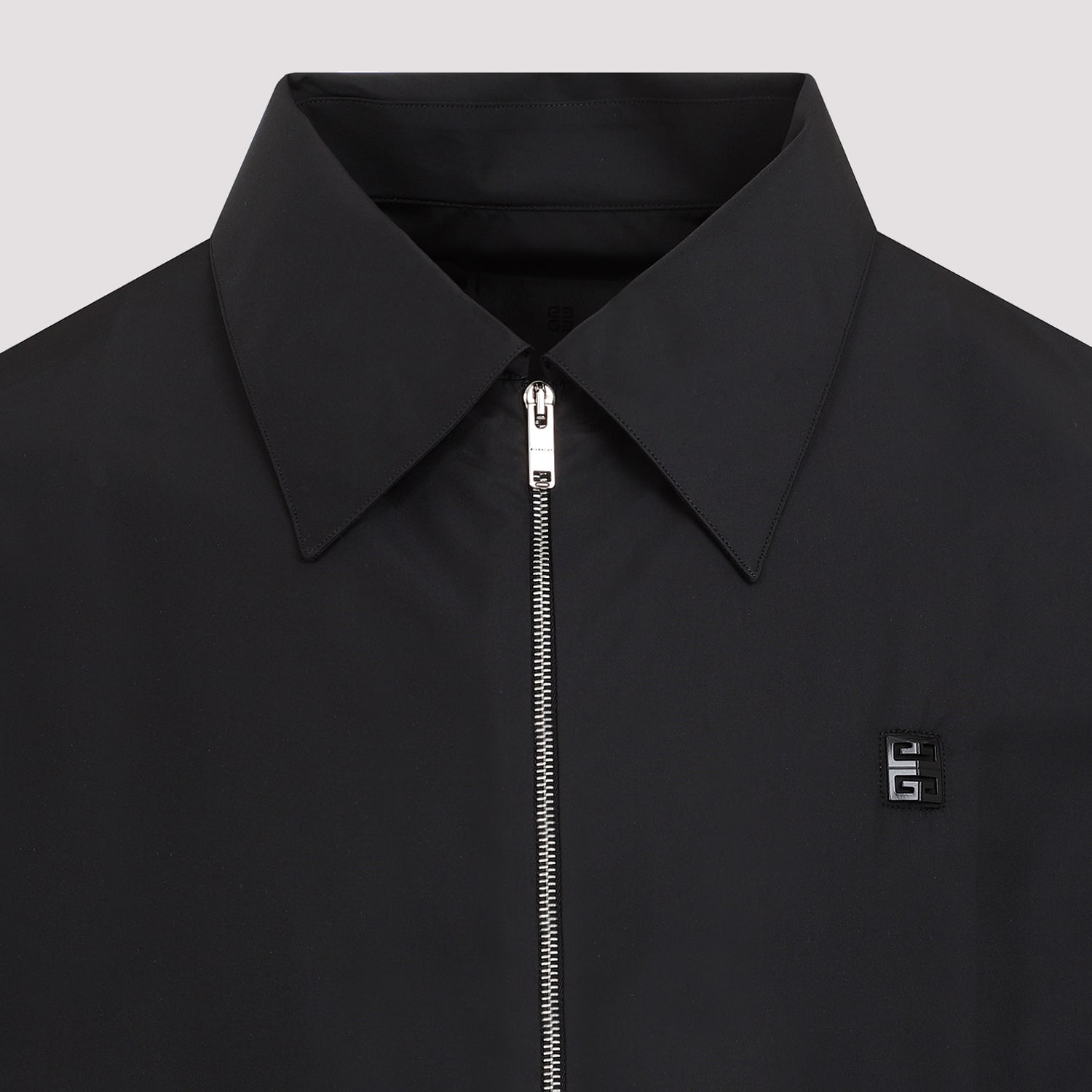 Givenchy Pointed Collar Short-sleeve Zipped Shirt In Nero