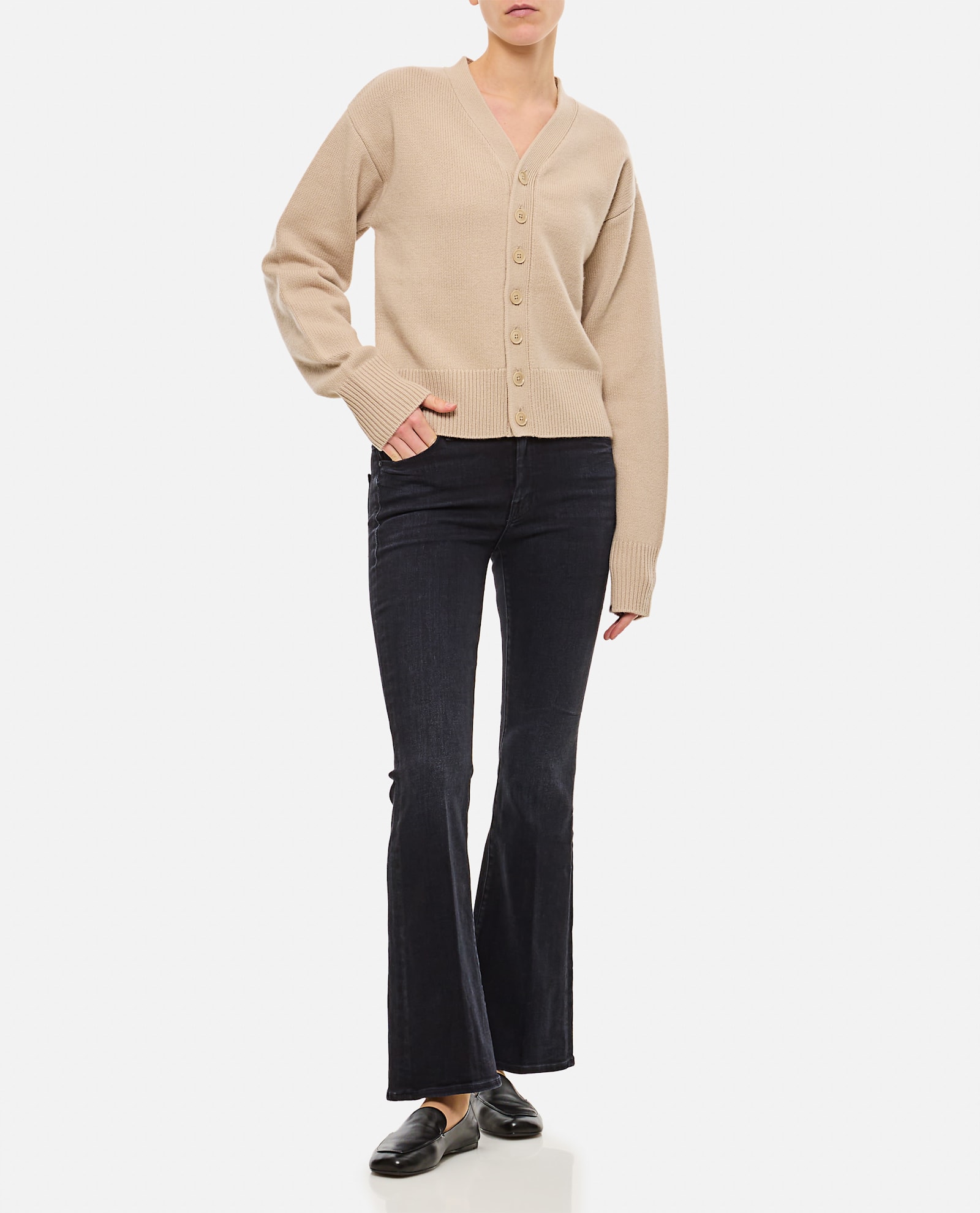 Mother The Weekender Fray Jeans Chip On My Shoulder In Black