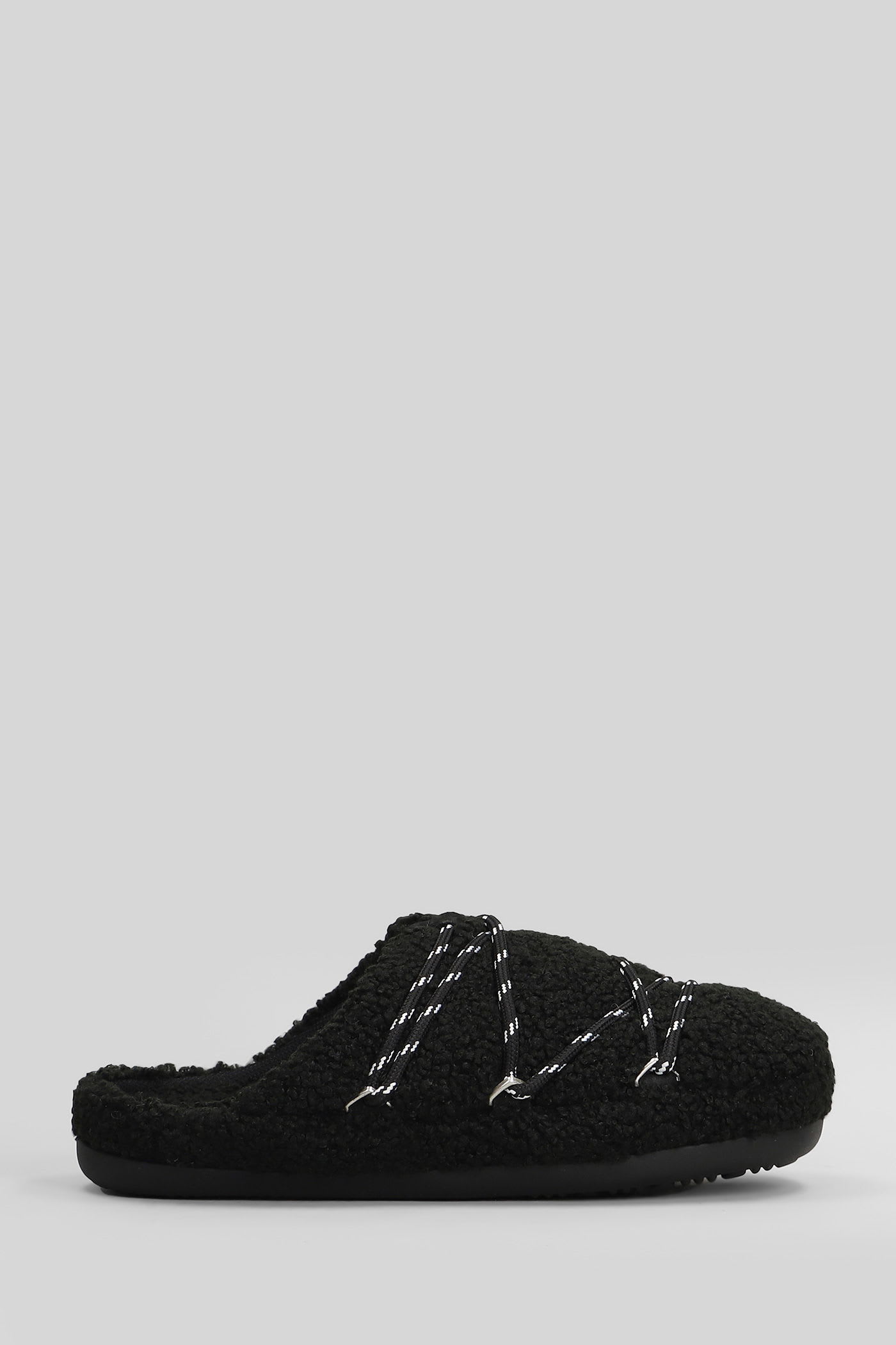 Moon Boot Mb Teddy Slipper Slipper-mule In Black Shearling