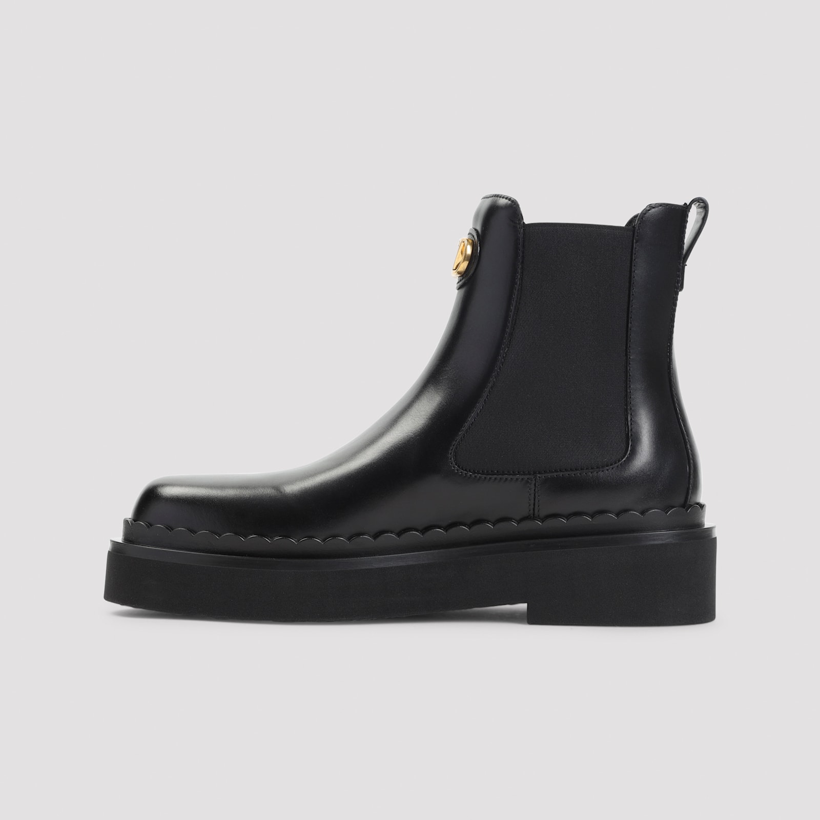 Valentino Garavani Beatle Vlogo Signature T 30 Ankle Boots In Black