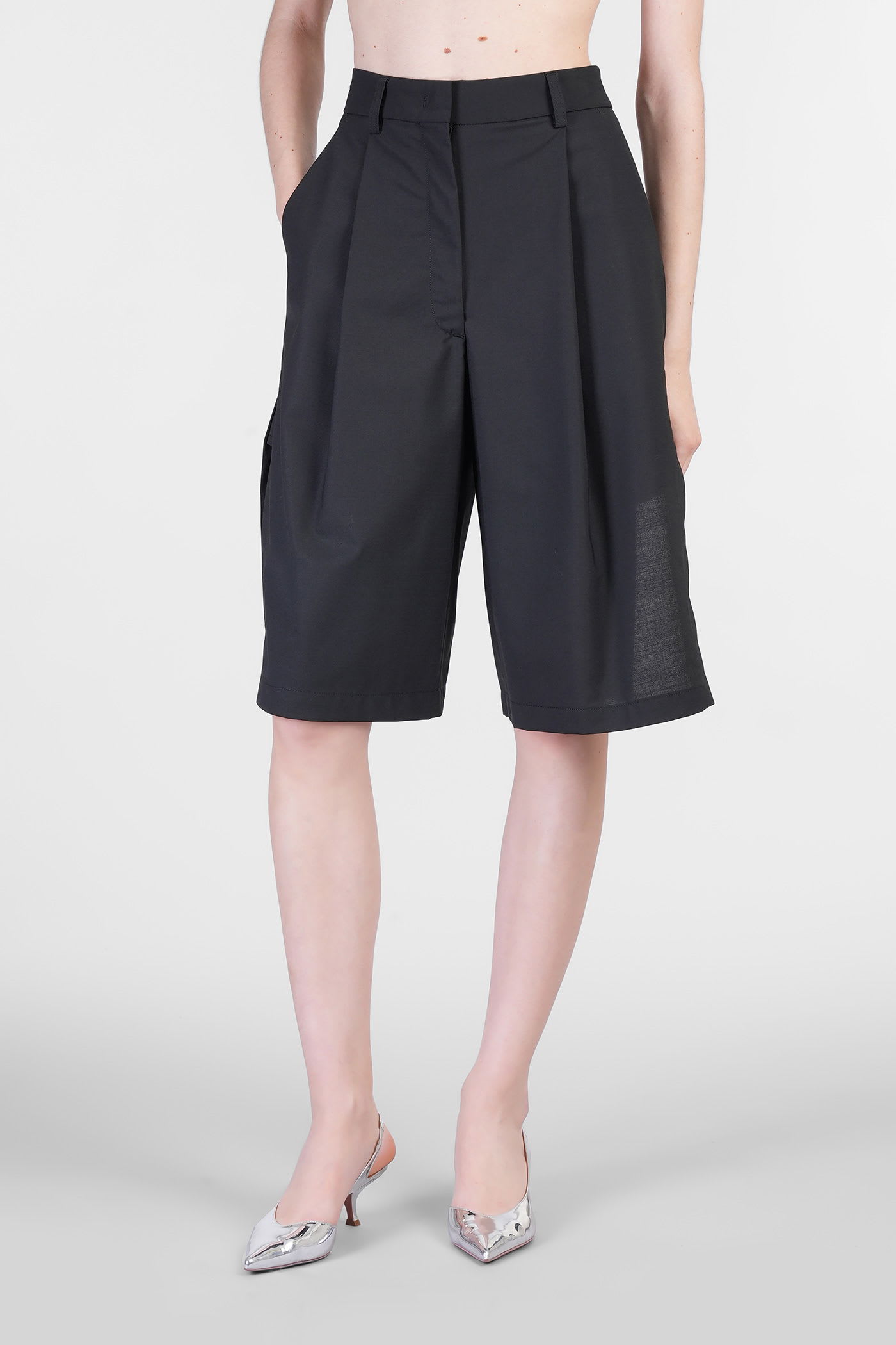 Brenda 31b4 Shorts In Black Polyester
