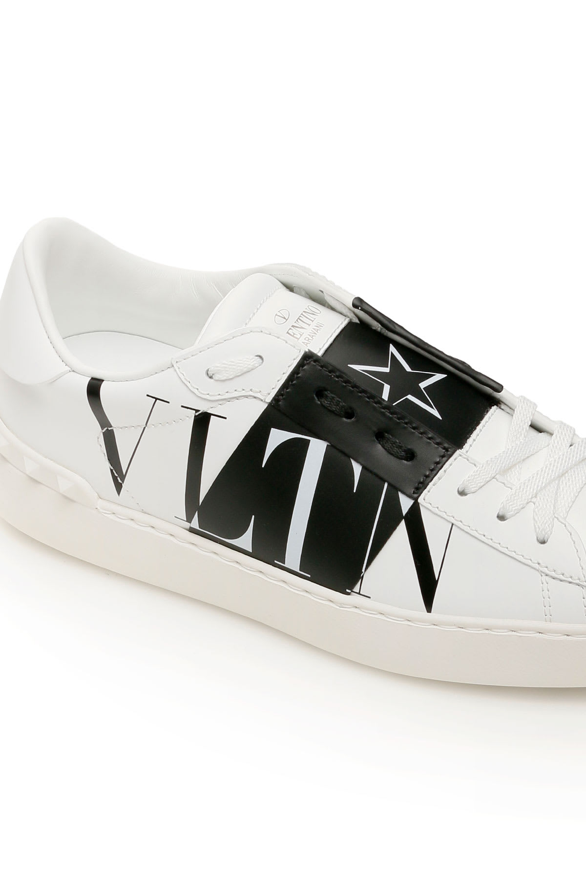 vltn star sneakers