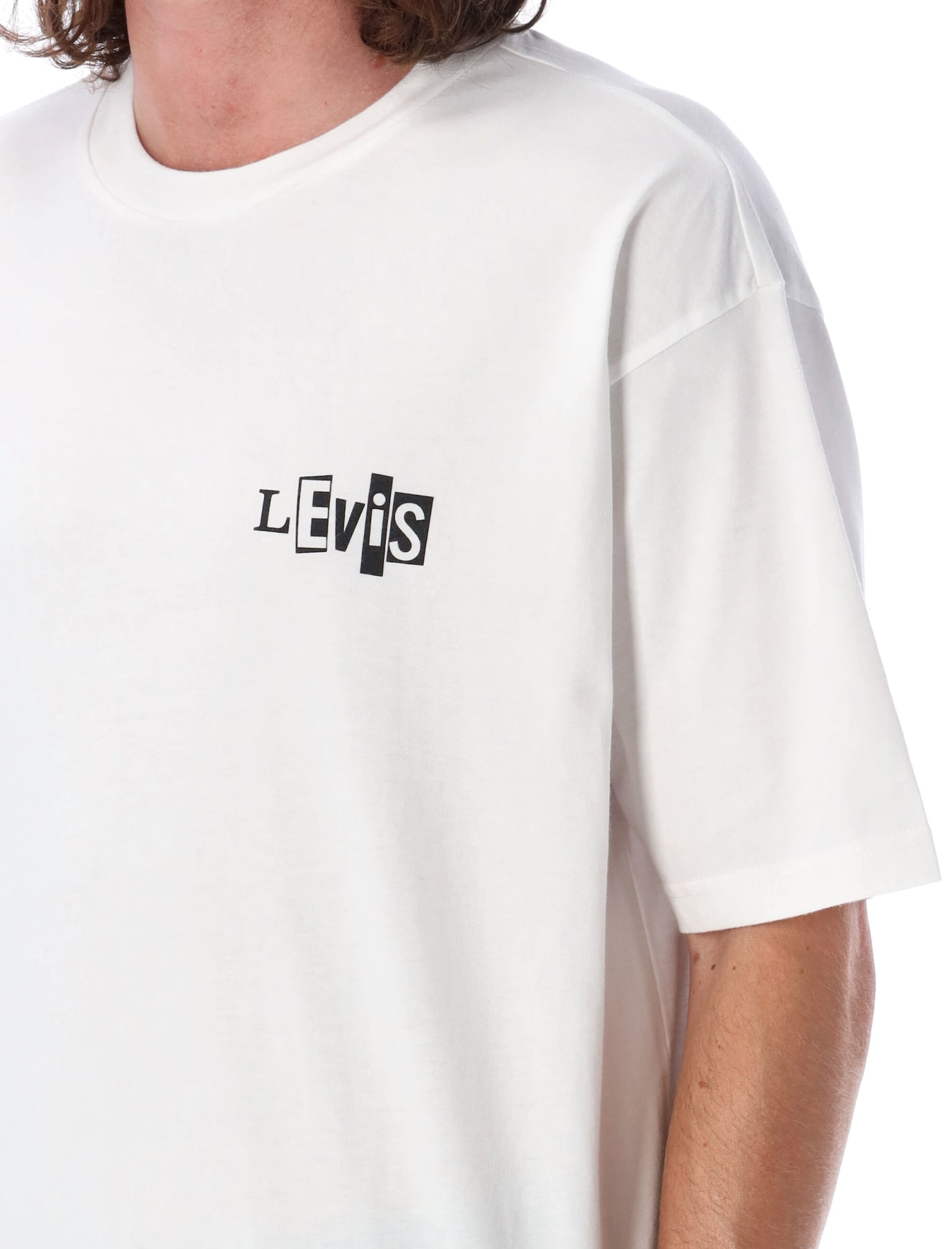 Shop Levi's Graphic Box T-shirt In White