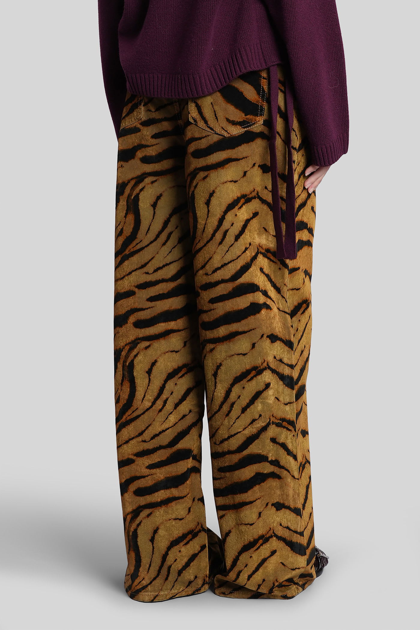 Ganni Printed Flock Denim Baggy In Brown