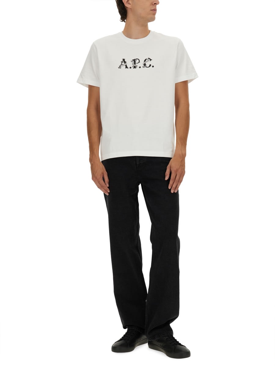 Apc Regular Fit Short Sleeve Crew Neck T-shirt In Red