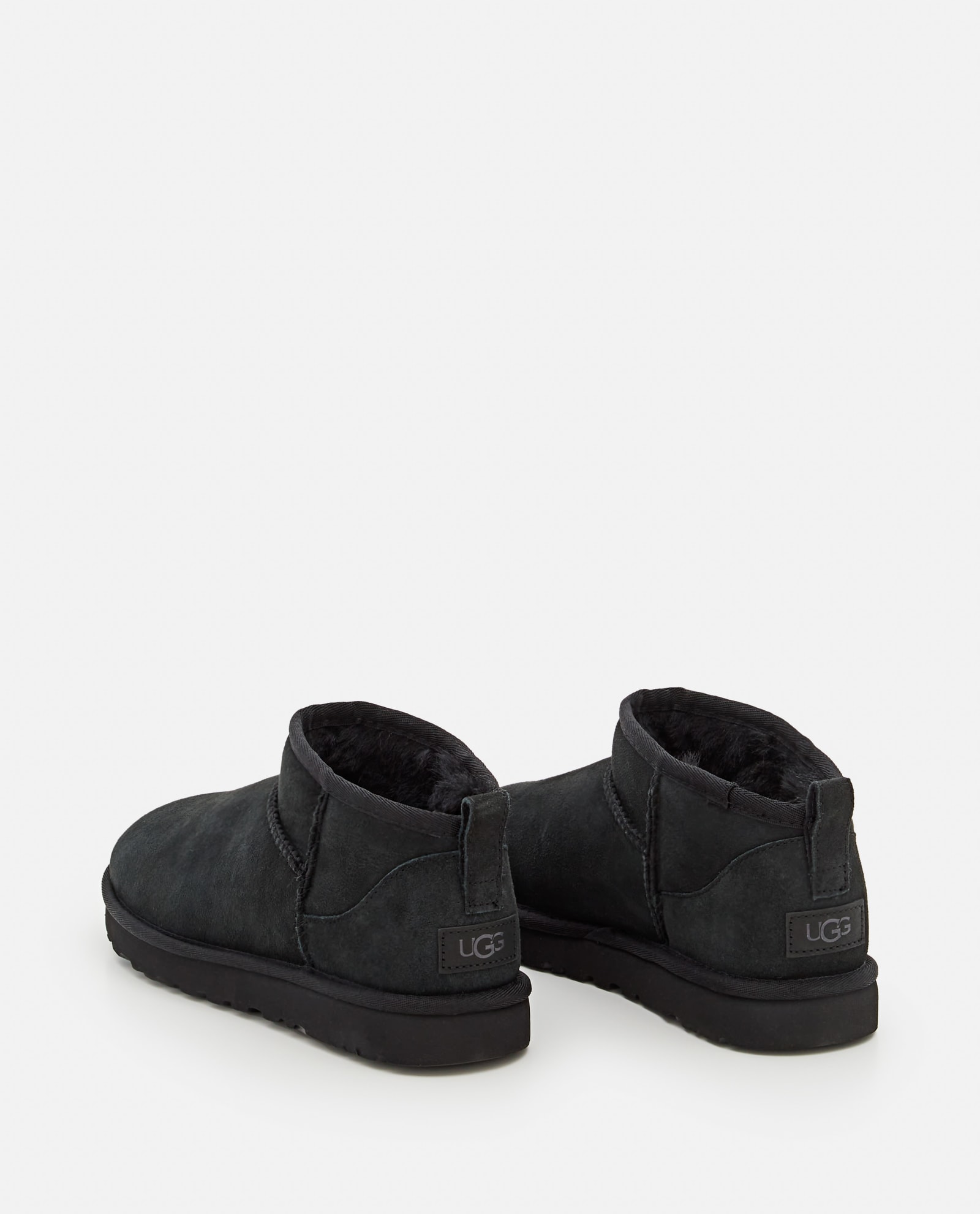 Ugg Classic Ultra Mini Black Ankle Boots With Shearling Lining In Leather Woman In Black