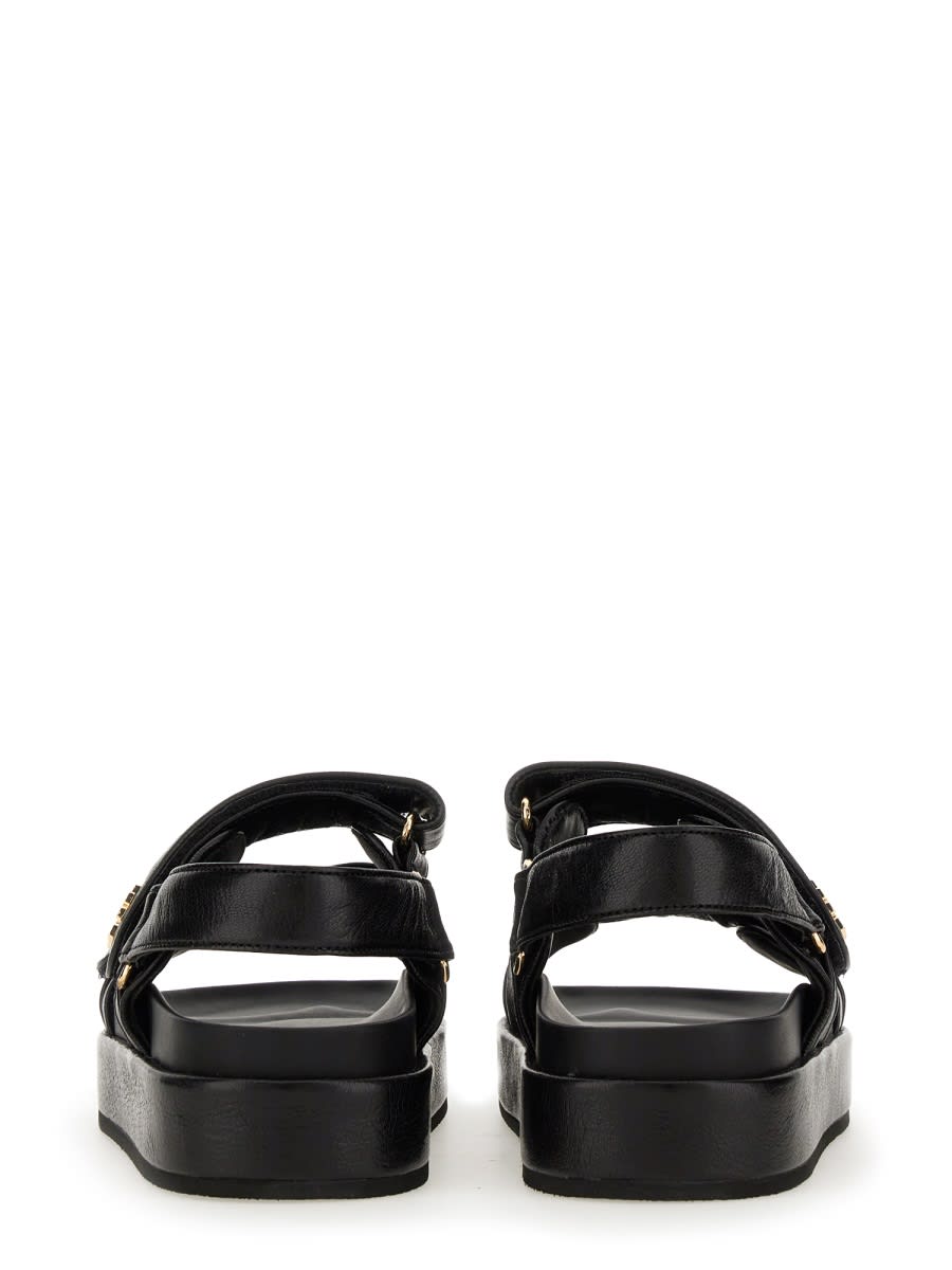 Shop Tory Burch Sandalo Kira In Black