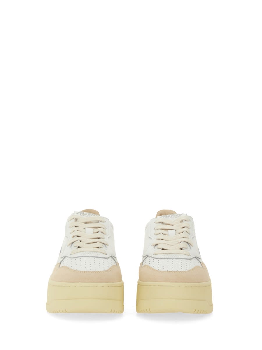 Autry Medalist Platform Sneaker In White
