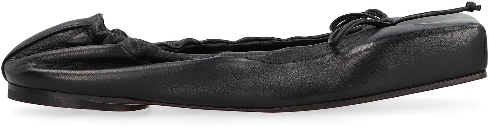 Shop Jacquemus Ballet Leather Ballet Flats In Black