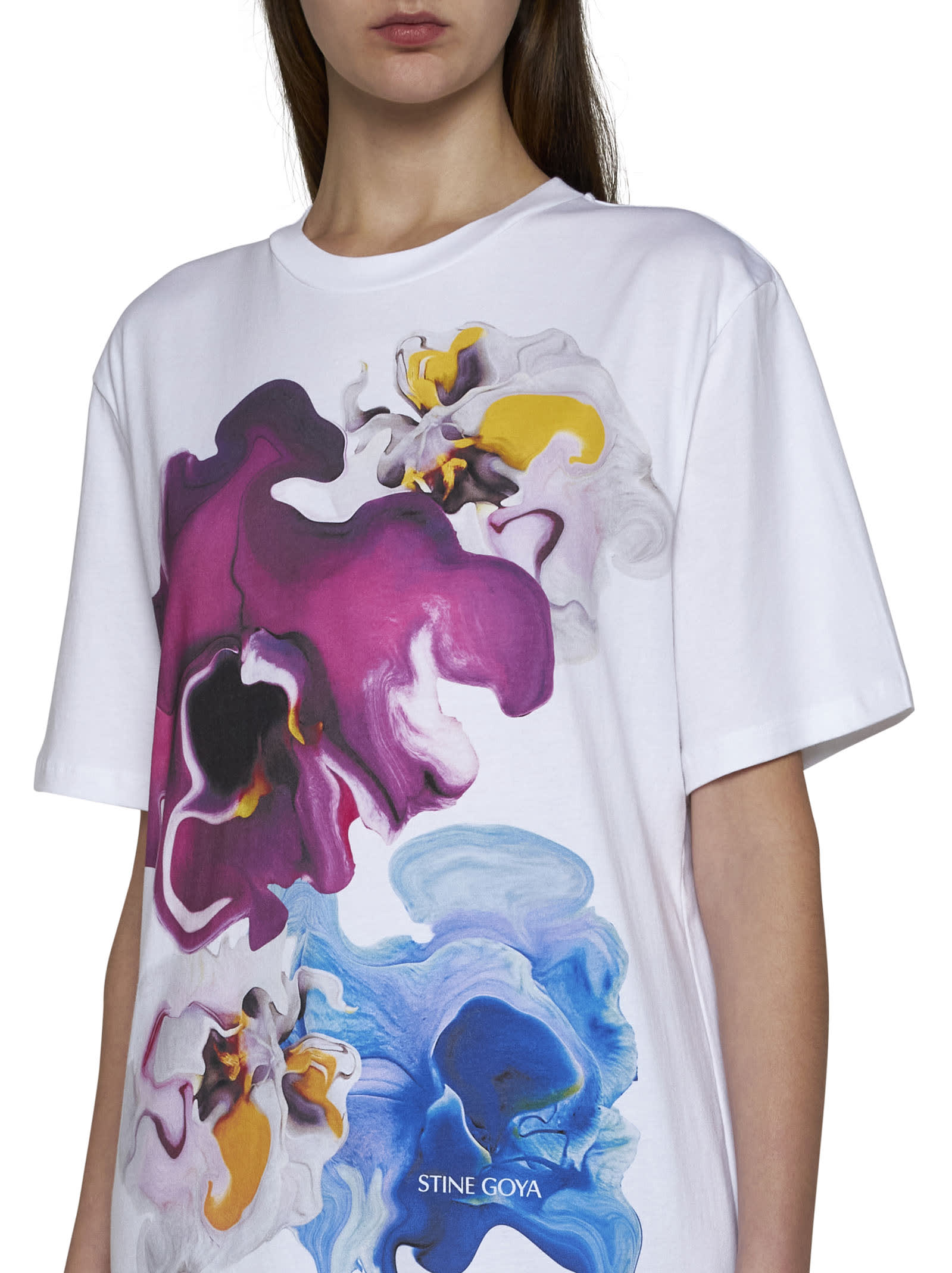 Shop Stine Goya T-shirt In Wild Orchid