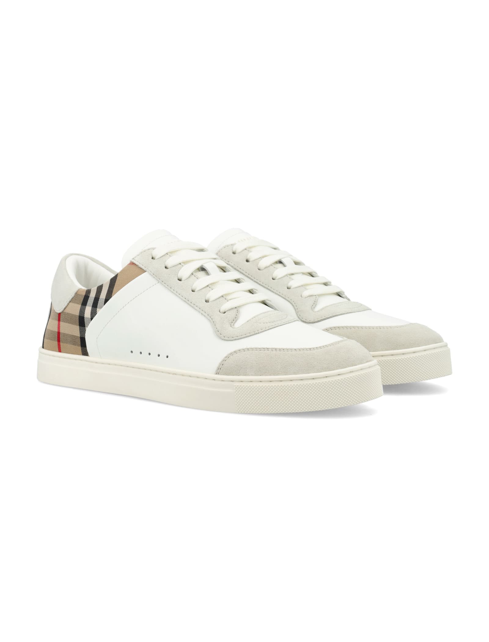 Shop Burberry Mf Stevie 2m Sneakers In Ntwht/arbeige Ip Chk