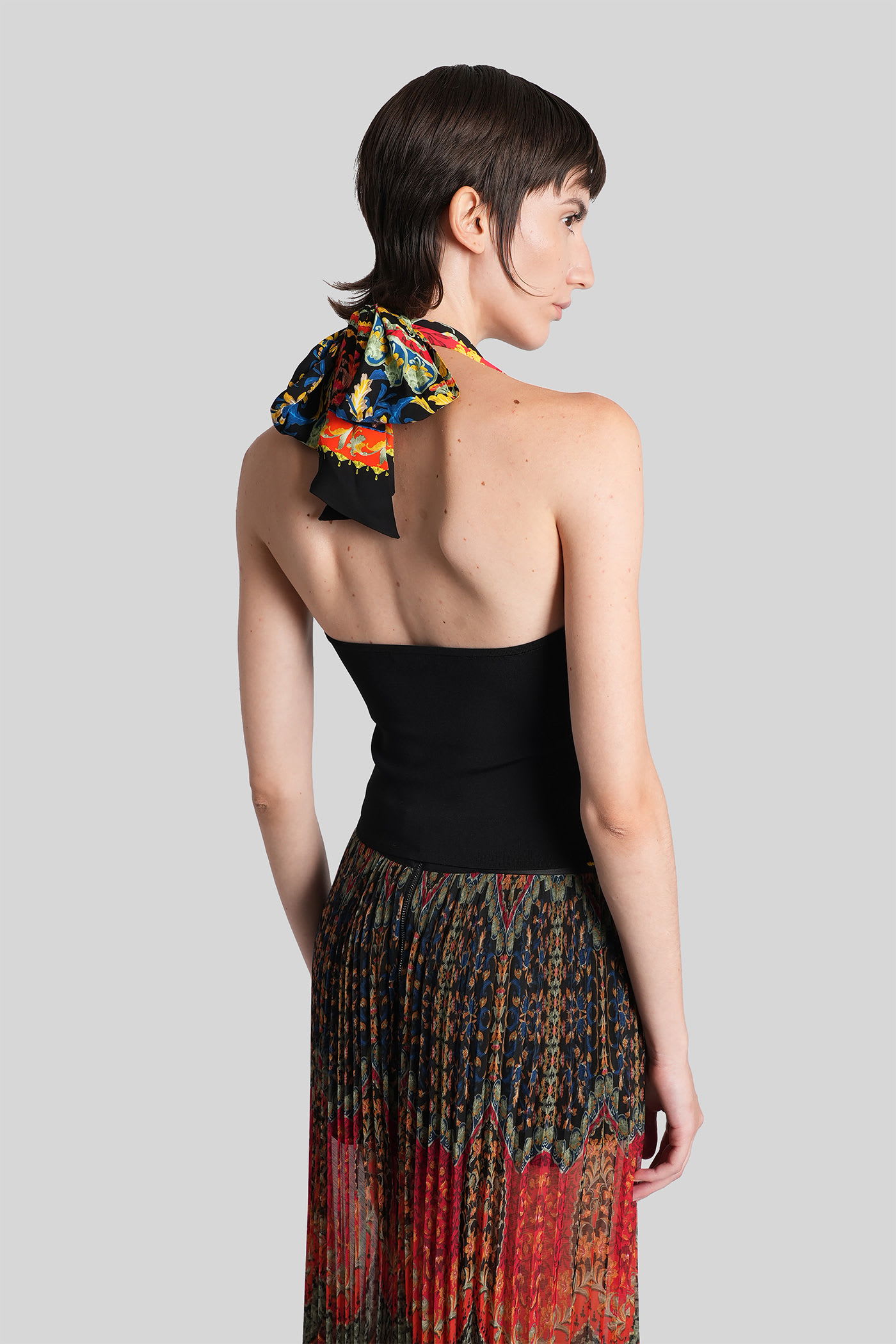 Alice And Olivia Lee Floral-print Halterneck Top In Black