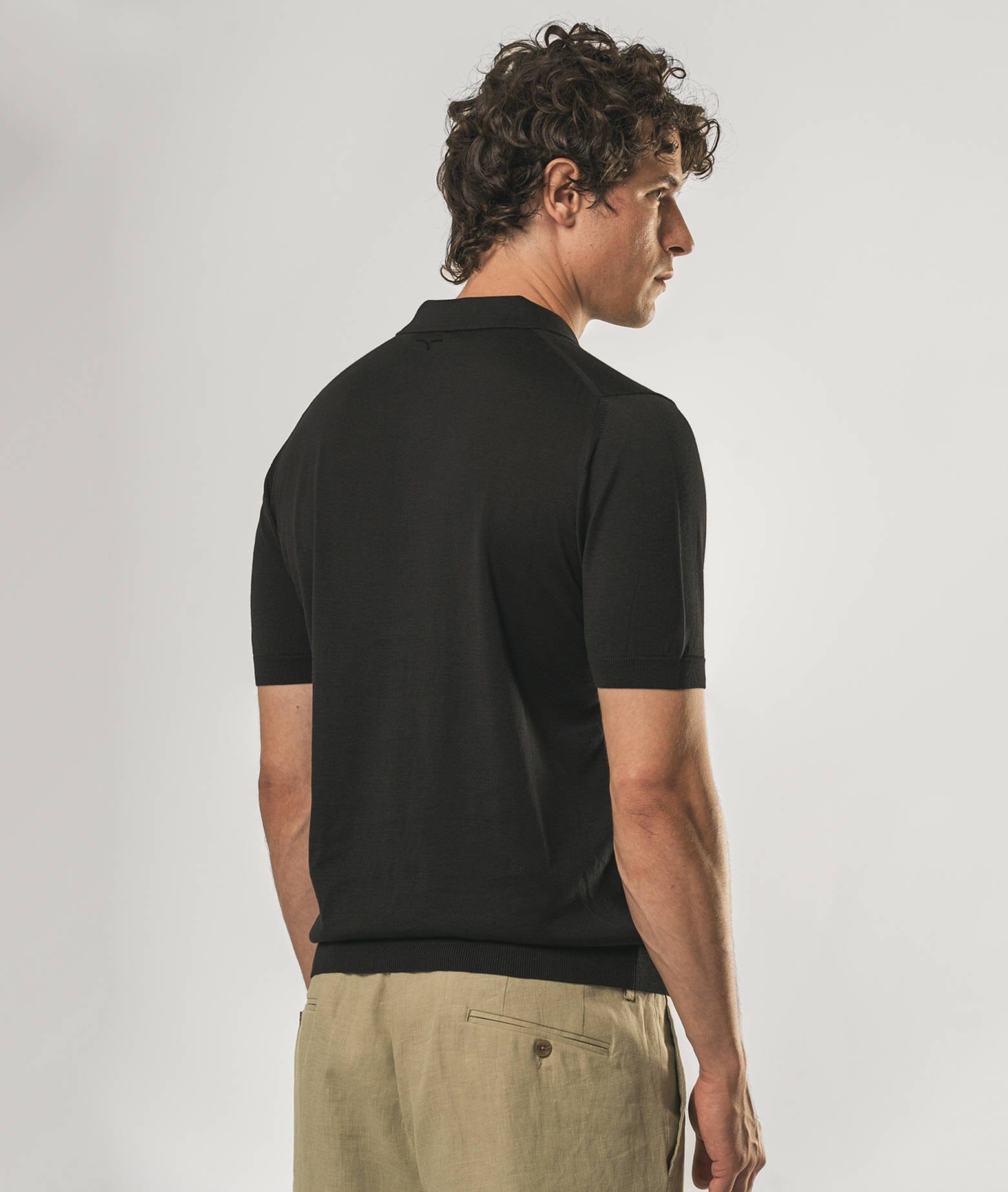 Larusmiani Ischia Polo Sweater In Black