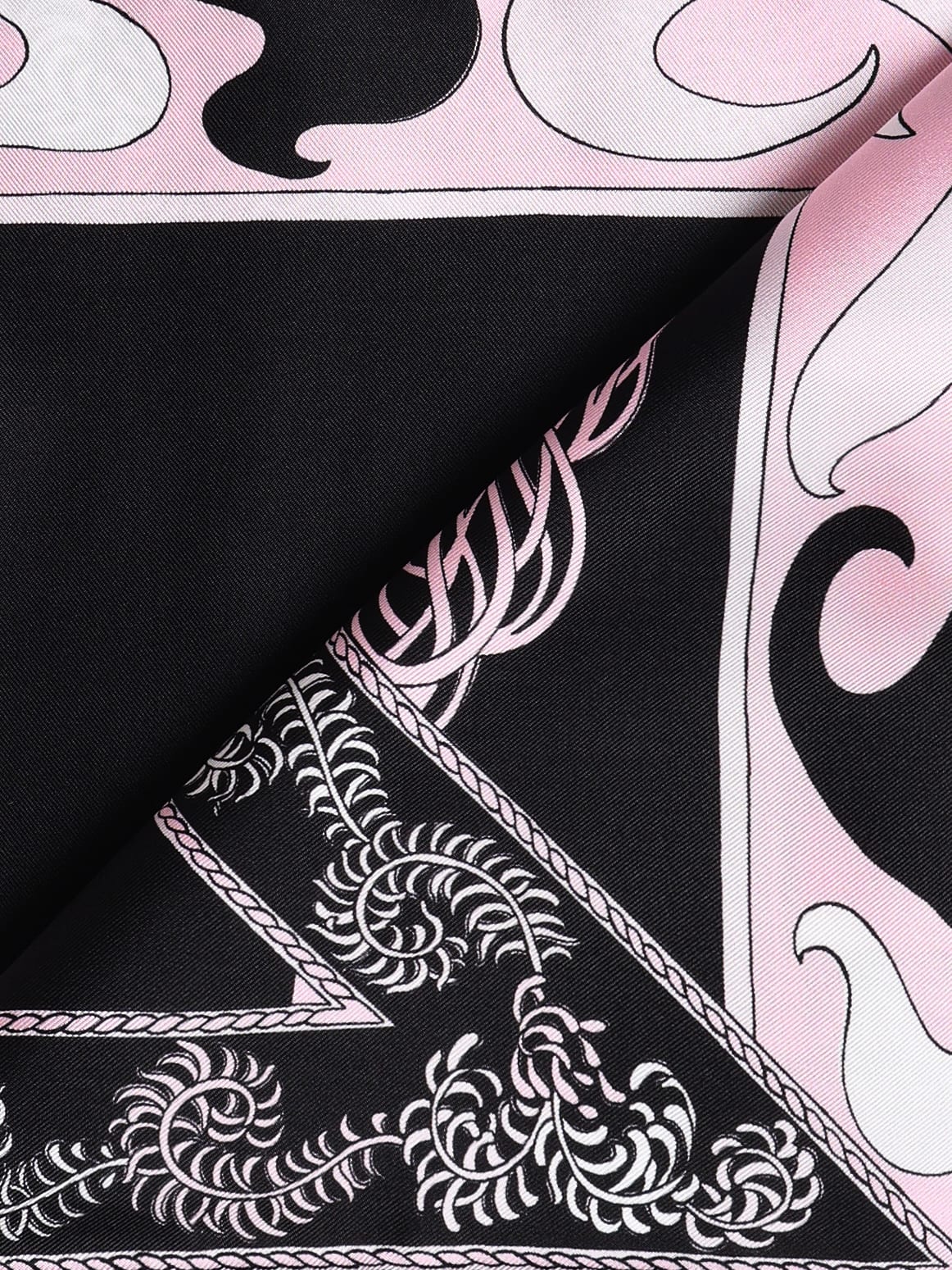 Shop Pucci Scarf With Iride-struzzo Print In Black, Pink