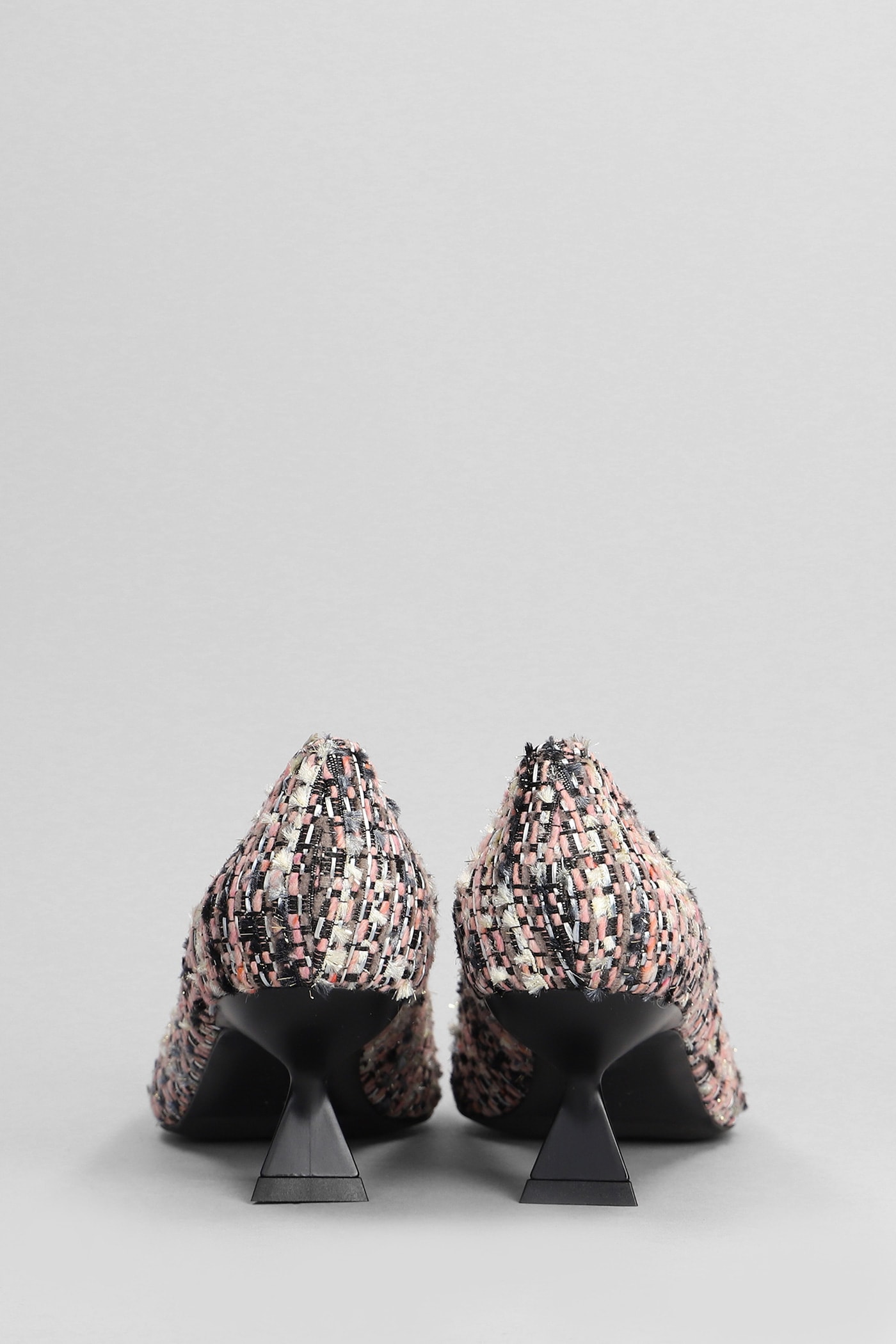 Shop Roberto Festa Evilly Pumps In Rose-pink Wool