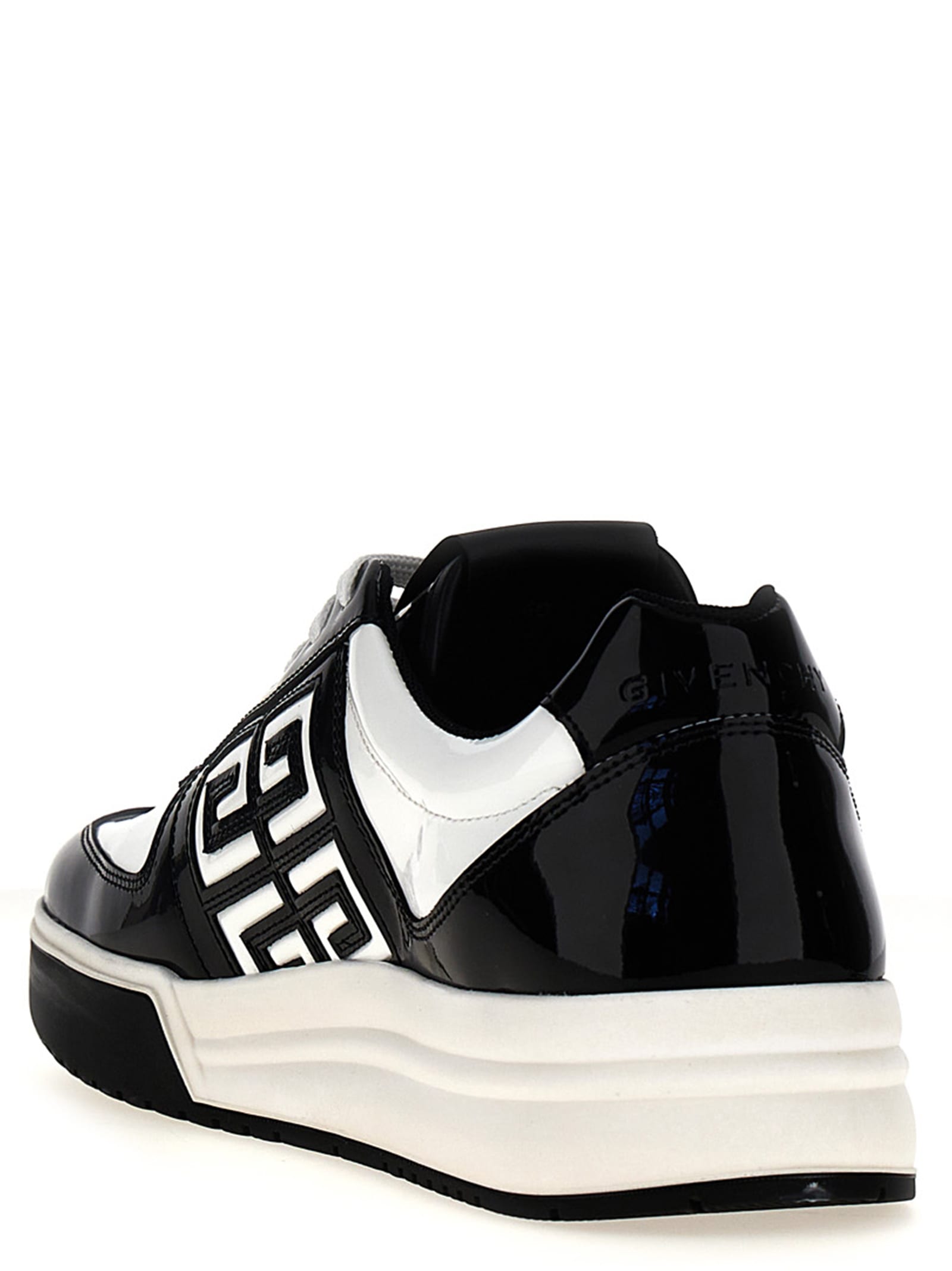 Shop Givenchy G4 Sneakers In Nero