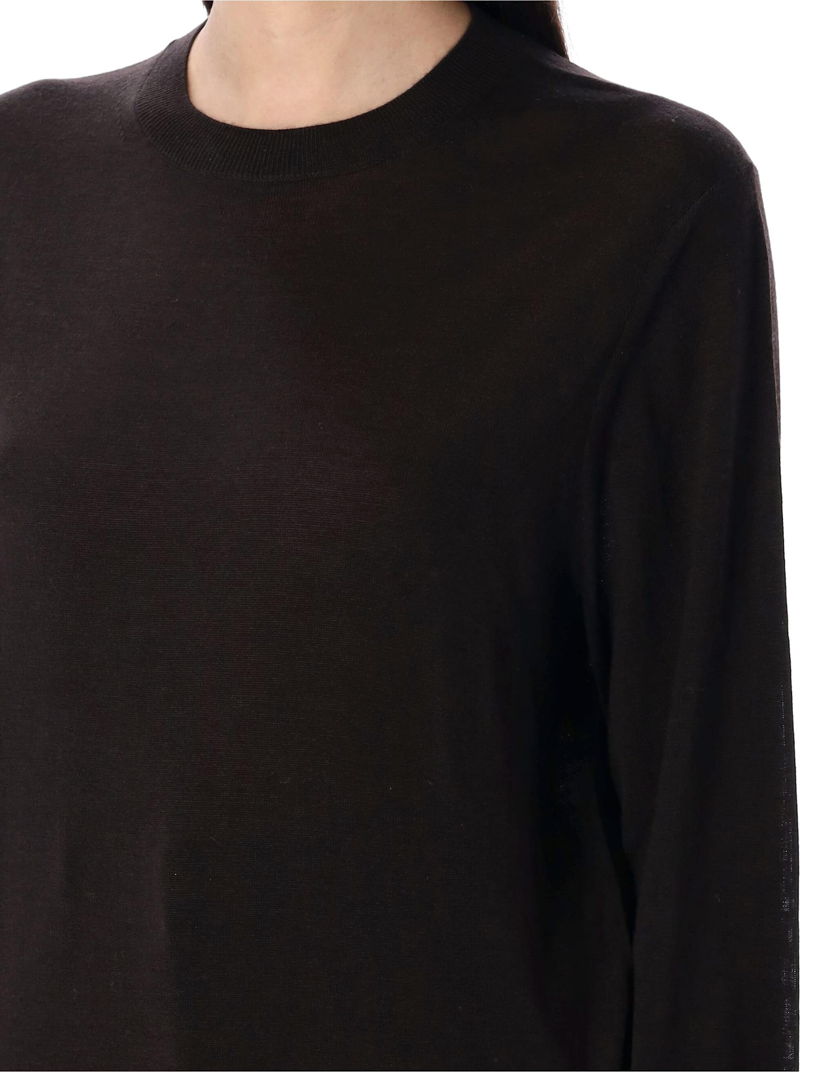 Rhea Costa The Crew In Brown