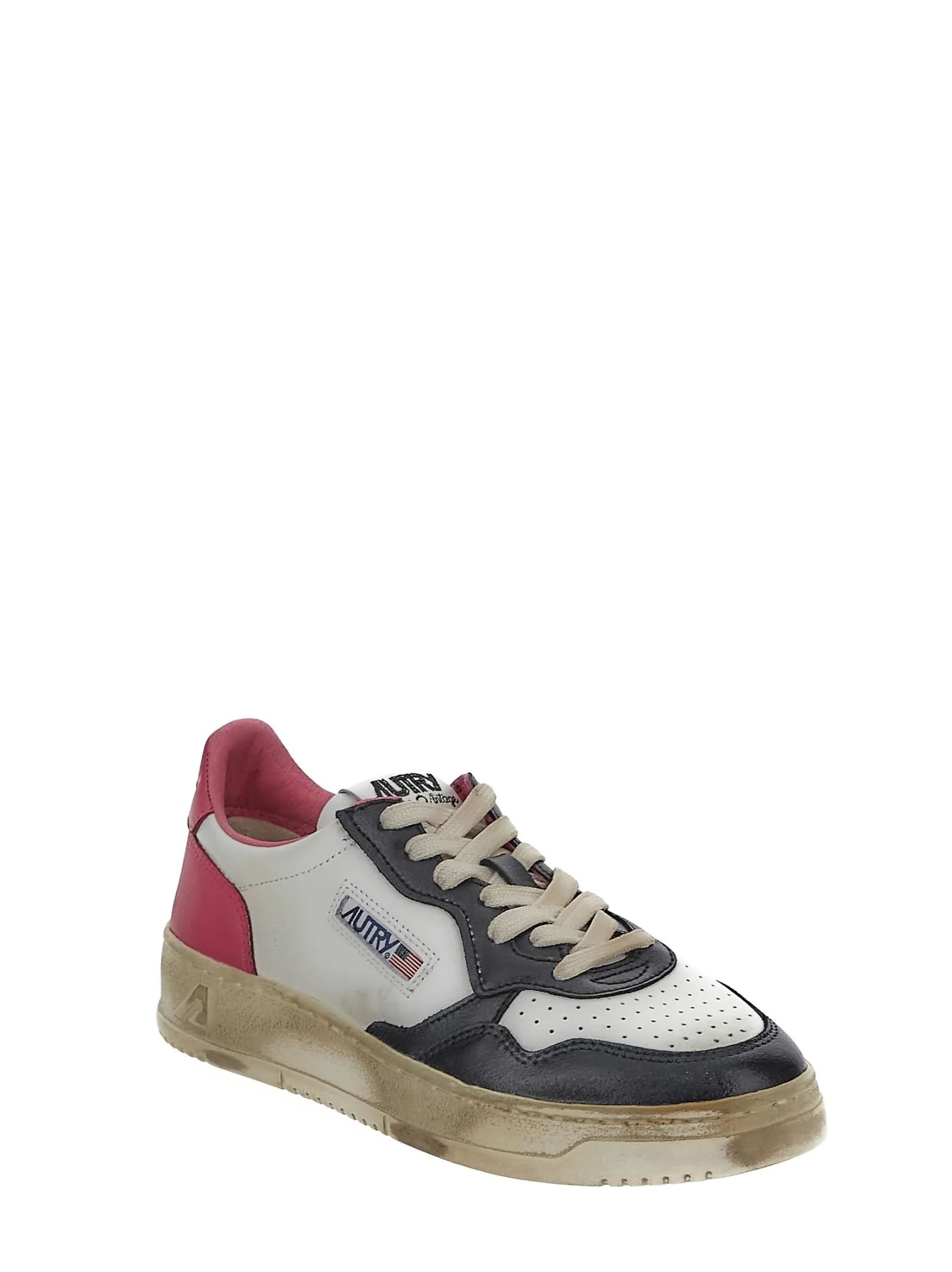 Shop Autry Super Vintage Low Sneakers