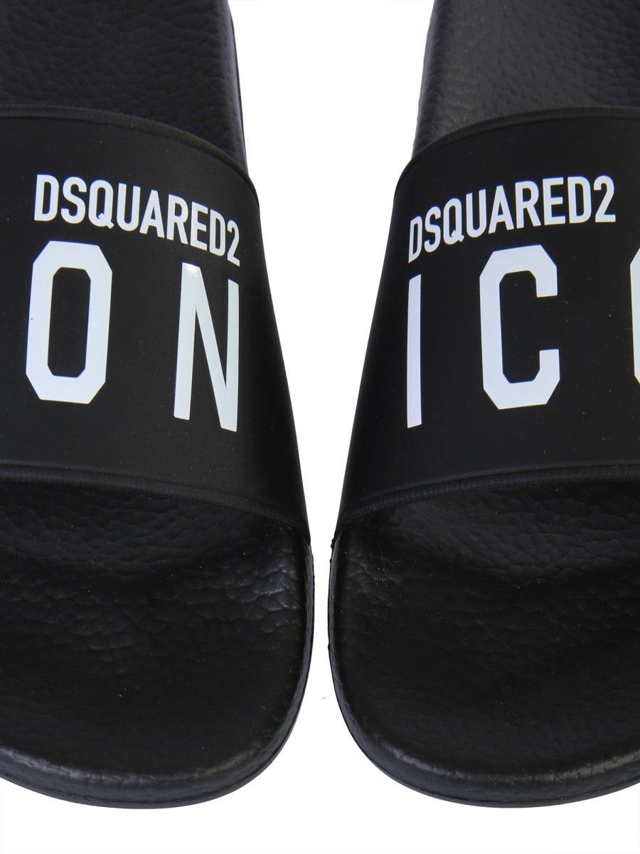 Shop Dsquared2 Icon Logo Print Slides In Nero/bianco