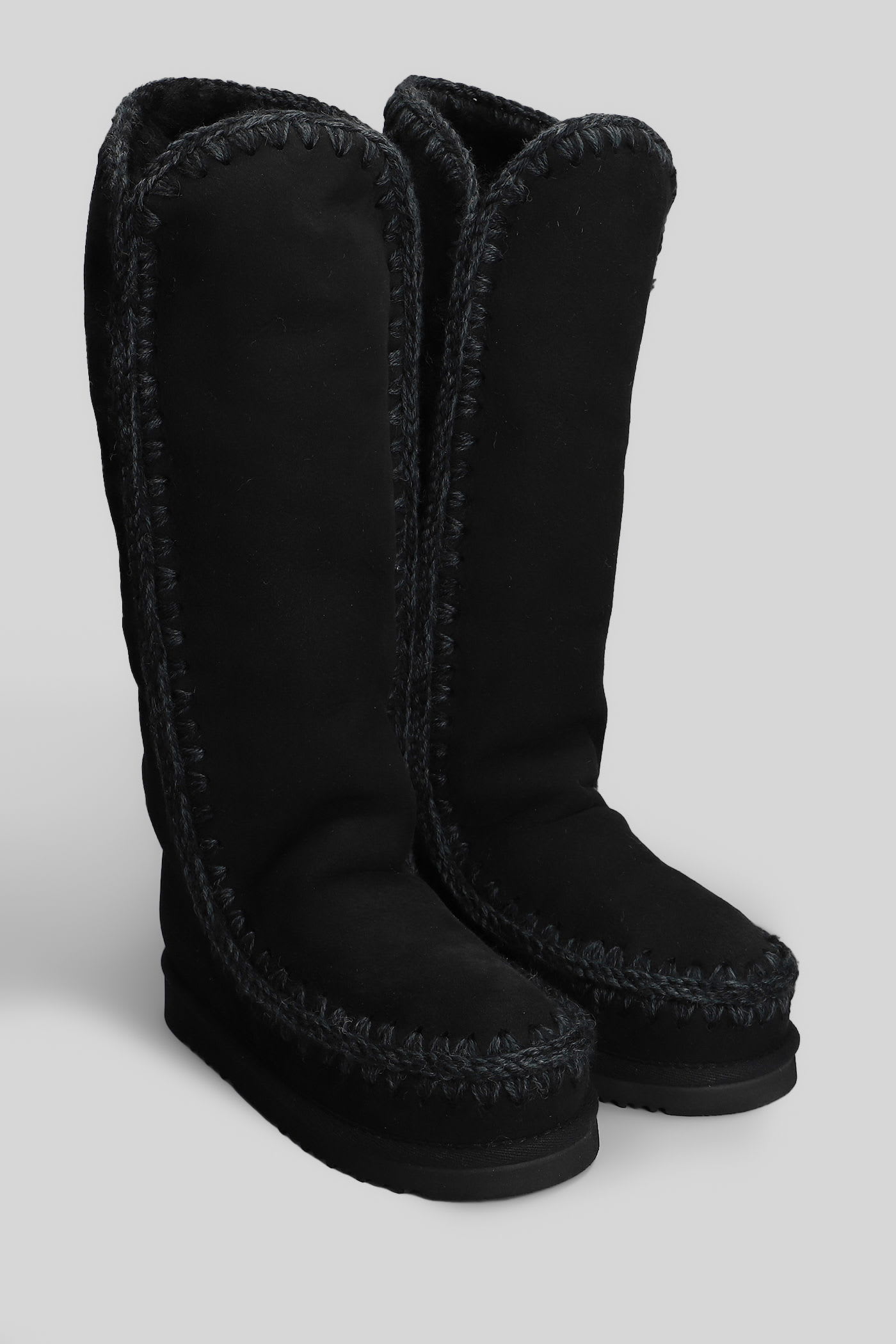 Mou Eskimo 40 Low Heels Boots In Black Suede In Black