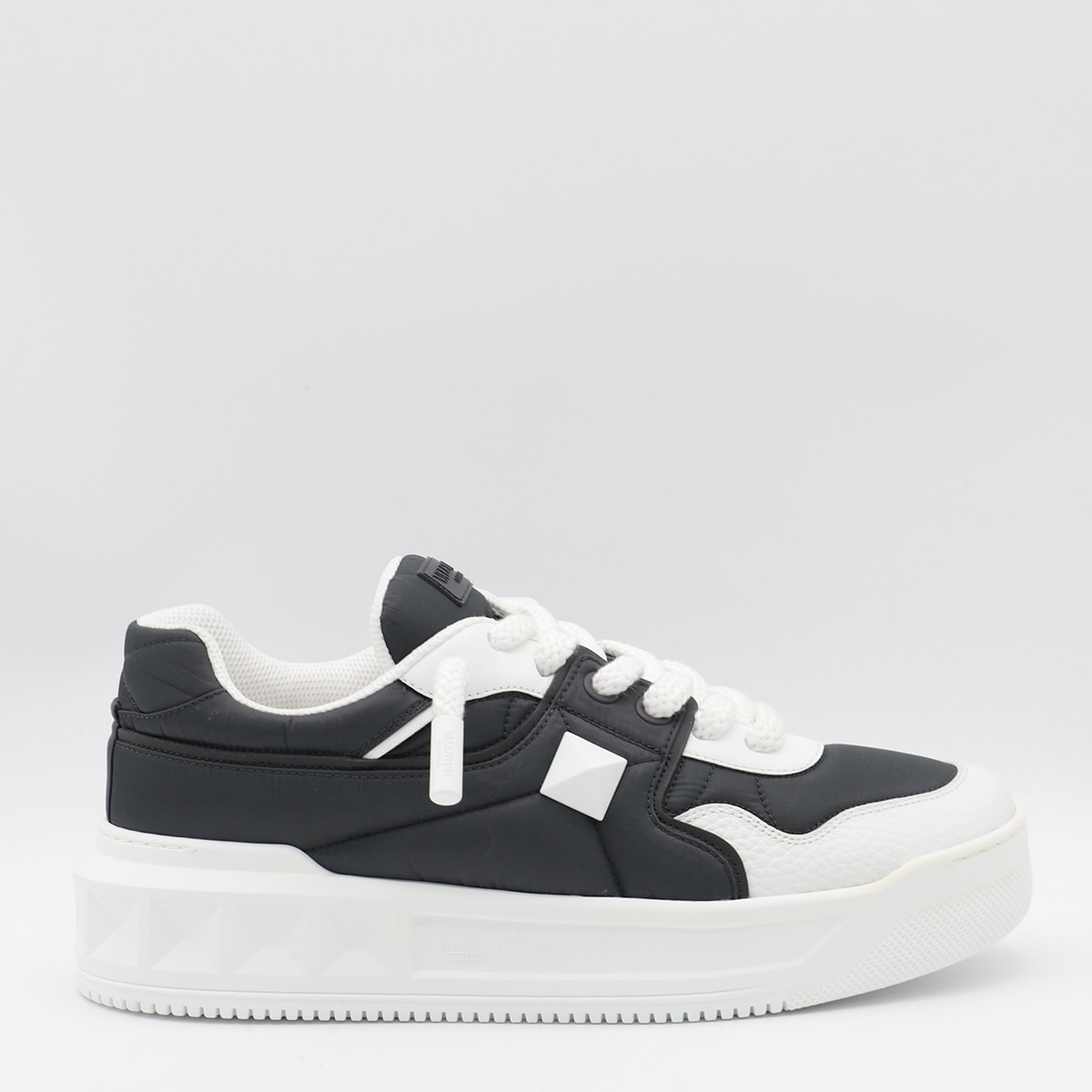 Shop Valentino White And Black Sneakers In Grey White