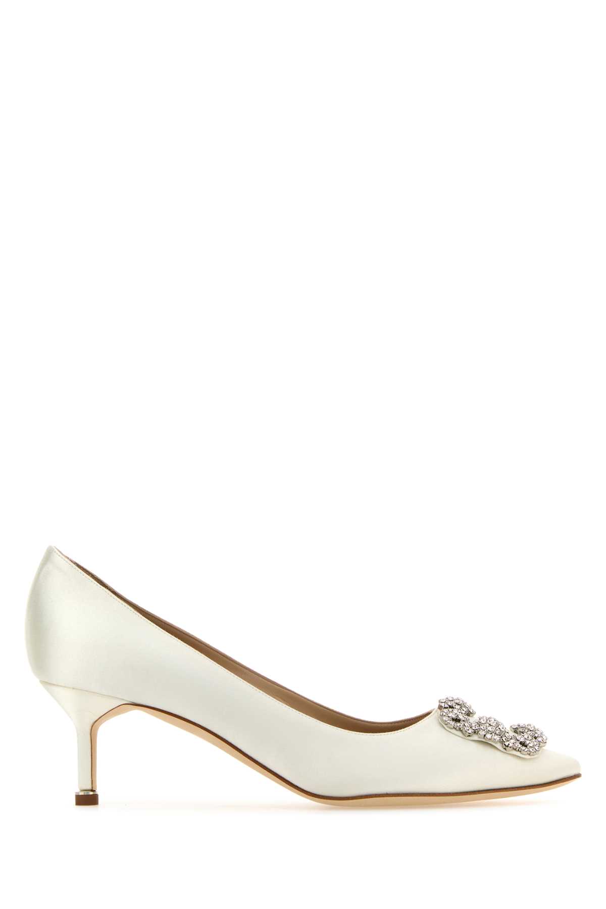 Shop Manolo Blahnik Ivory Satin Hangisi Pumps In Lcrm