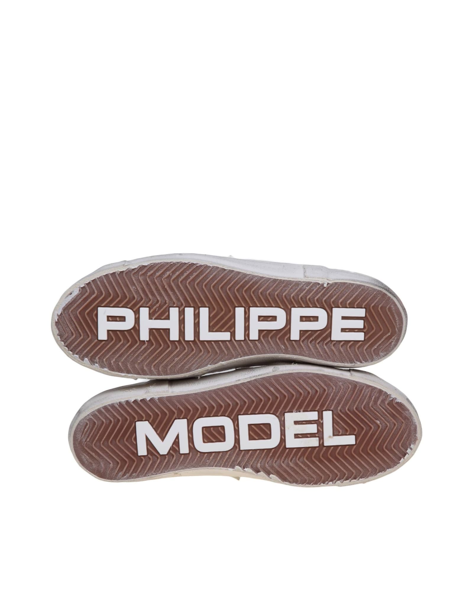 Shop Philippe Model Prsx Low Sneakers In White Leather And Suede In Bianco