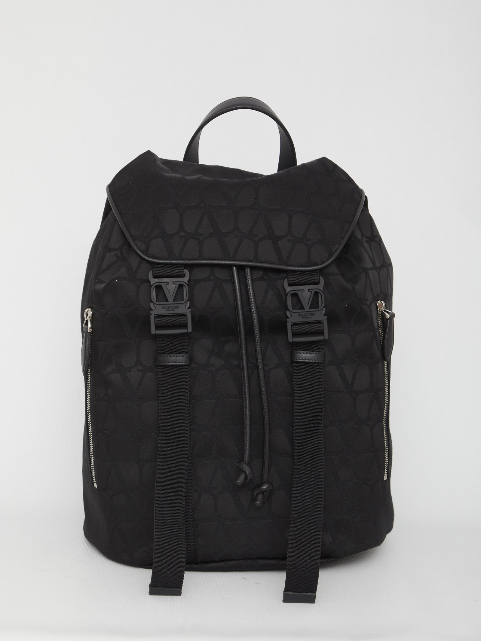 NWT Valentino Garavani $2575 VRing Leather Backpack, Black
