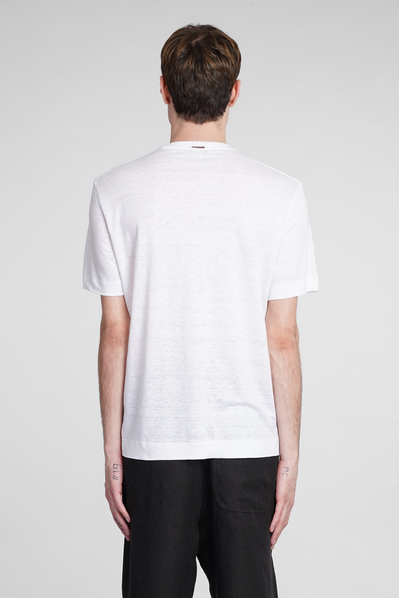 Shop Zegna T-shirt In White Linen