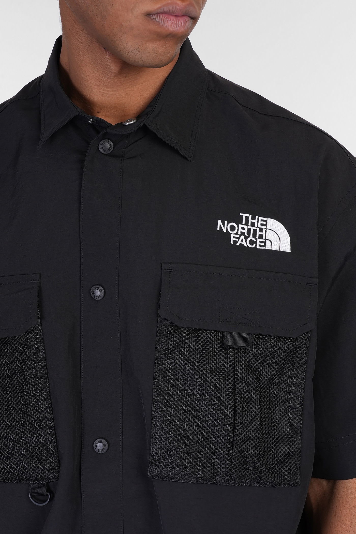 THE NORTH FACE NSE SUMMER SHIRT SHIRT IN BLACK POLYAMIDE 