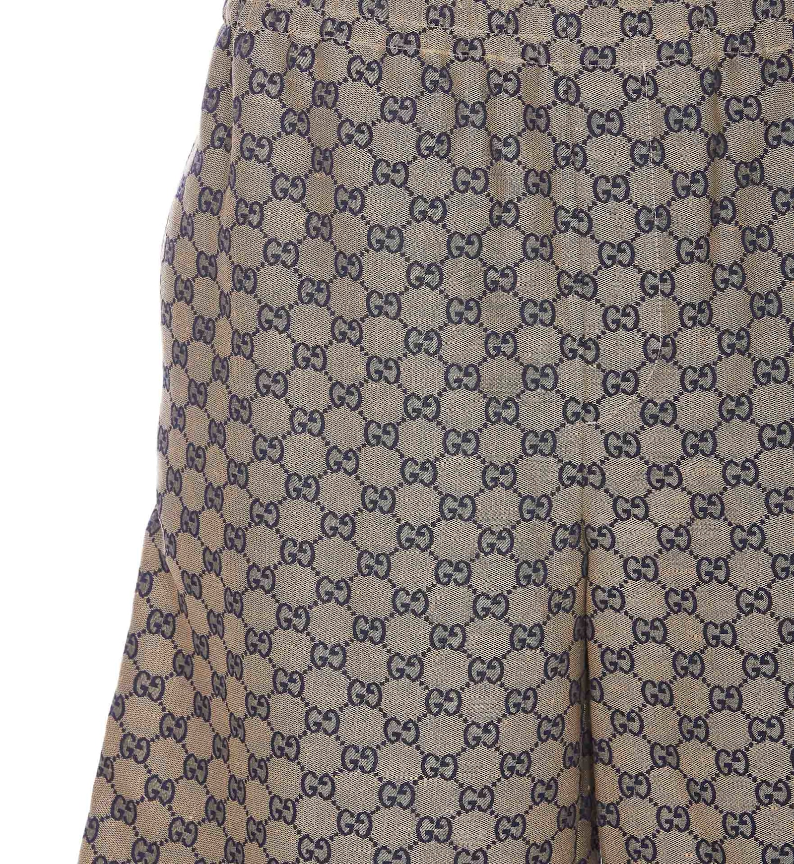 Shop Gucci Gg Motif Shorts In Beige