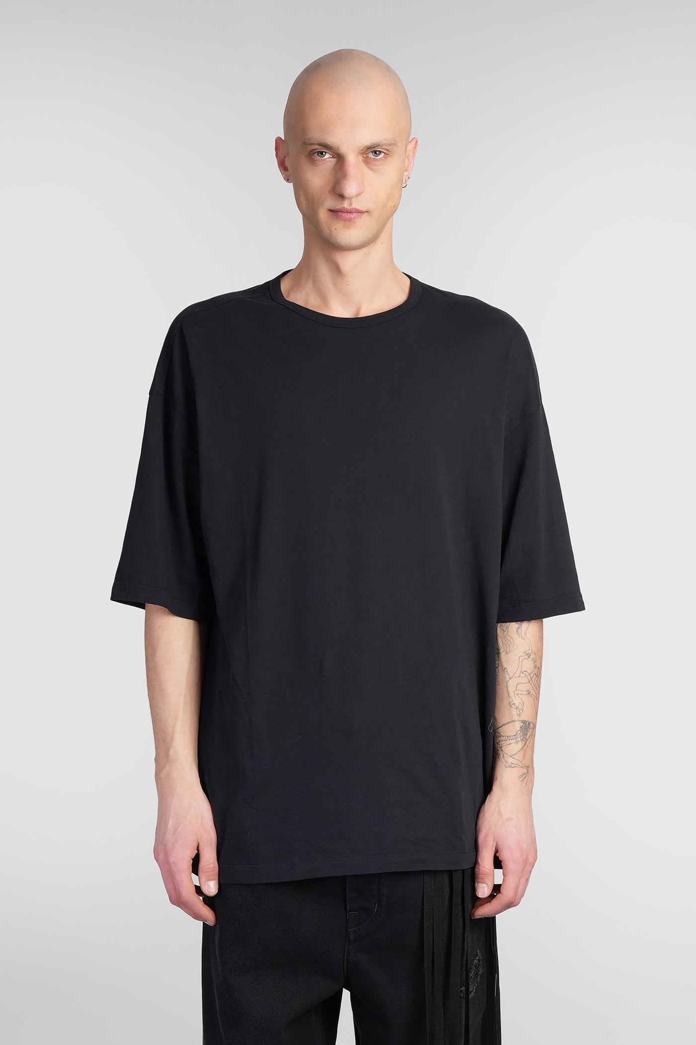 Dieter T-shirt In Black Cotton