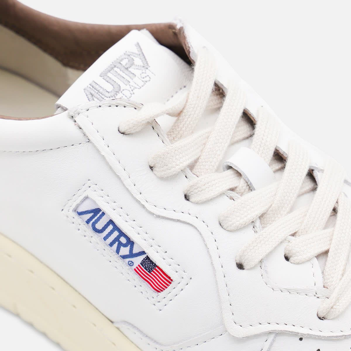 Autry Medalist Low Sneakers In Goatskin And Suede In Multi