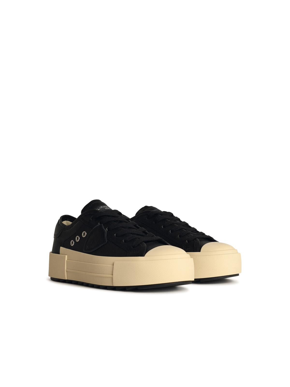 Philippe Model 'paris' Sneakers Contrasting Sole In West_noir