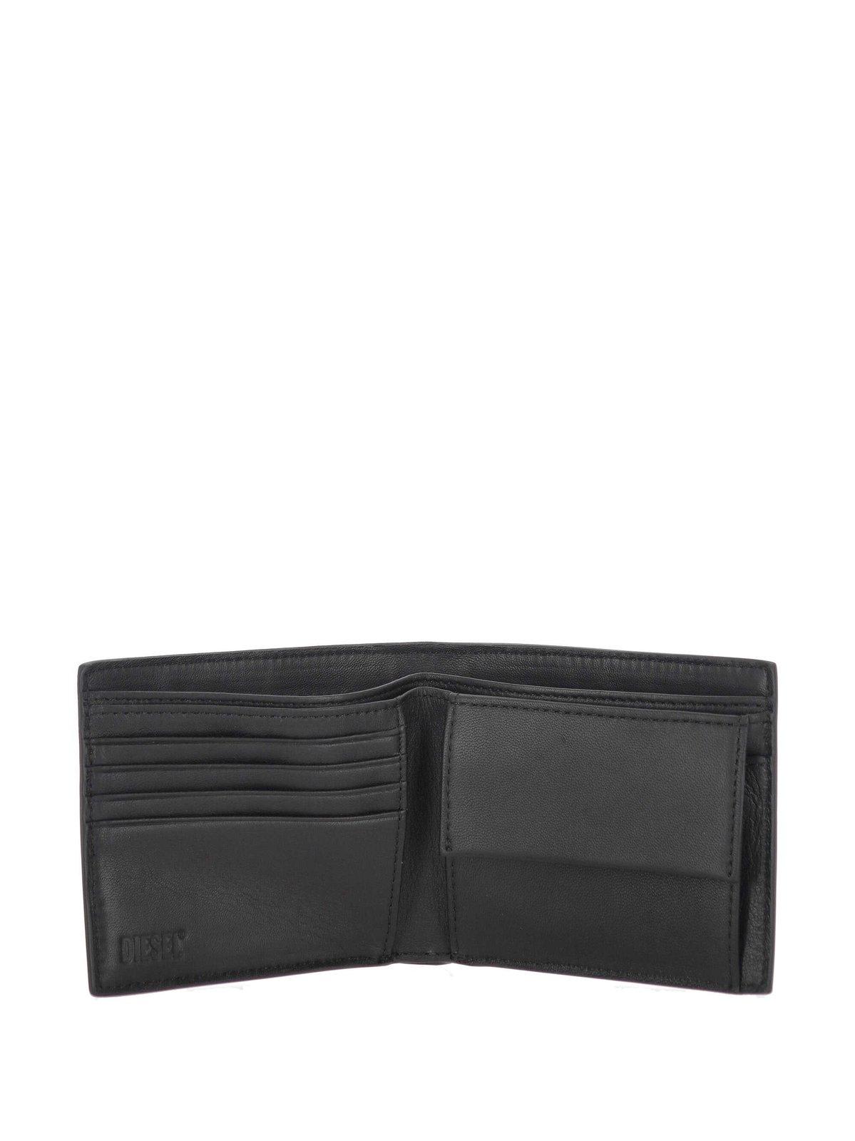 Diesel Men Bifold Wallet With 3d Logo