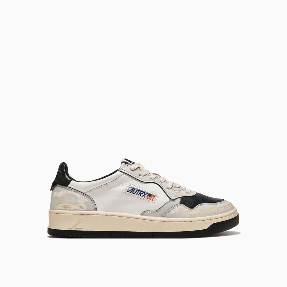 Autry Super Vintage Sneakers Avlw Sv21 In Ivory