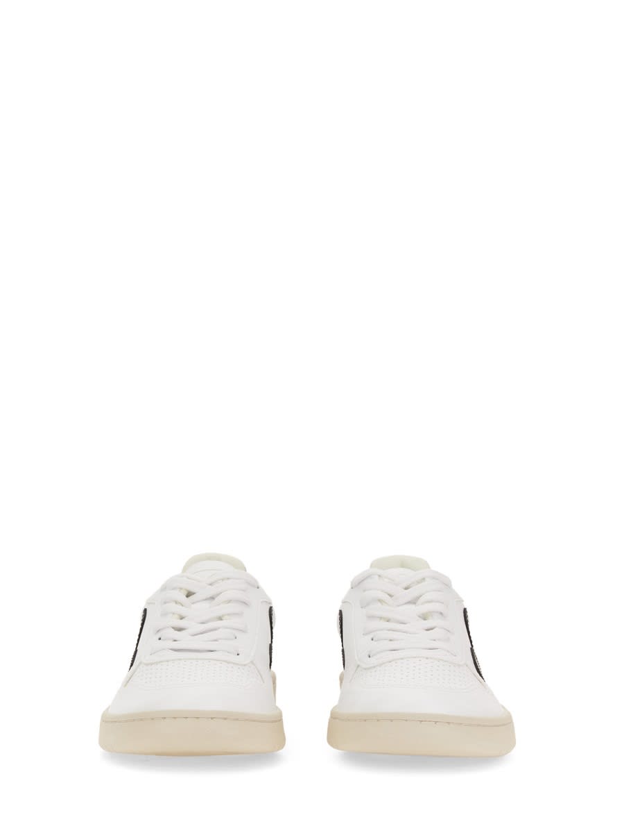 Shop Veja Sneaker V-10 In White