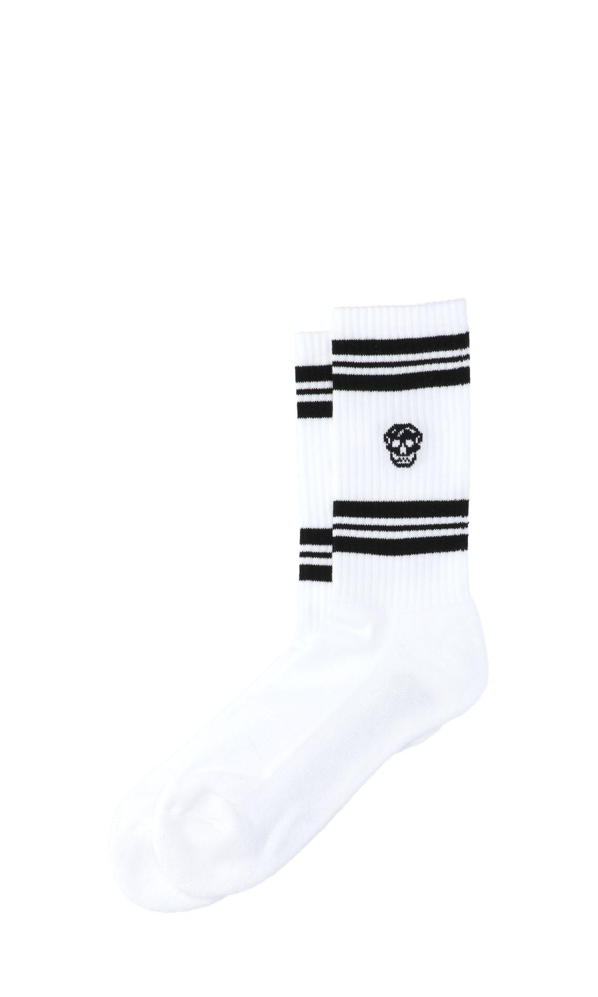 Shop Alexander Mcqueen Skull Socks In White/black