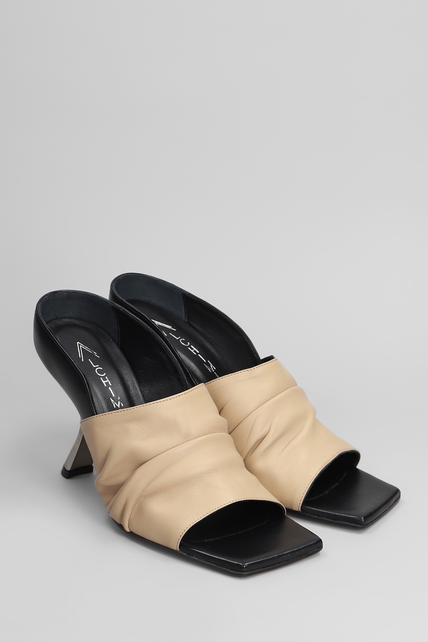 Alchimia Slipper-mule In Beige Leather