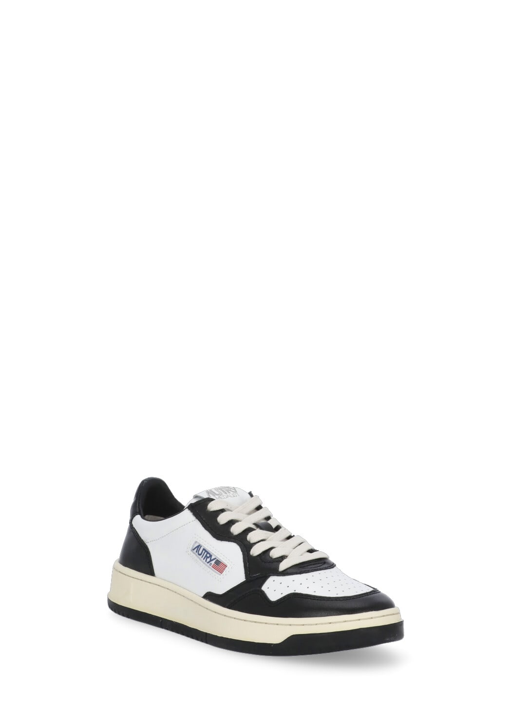 Autry Medalist Low Sneakers White/black In Black