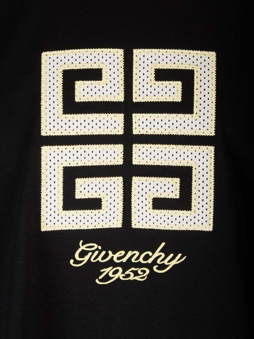 Shop Givenchy 4g Cotton T-shirt In Nero